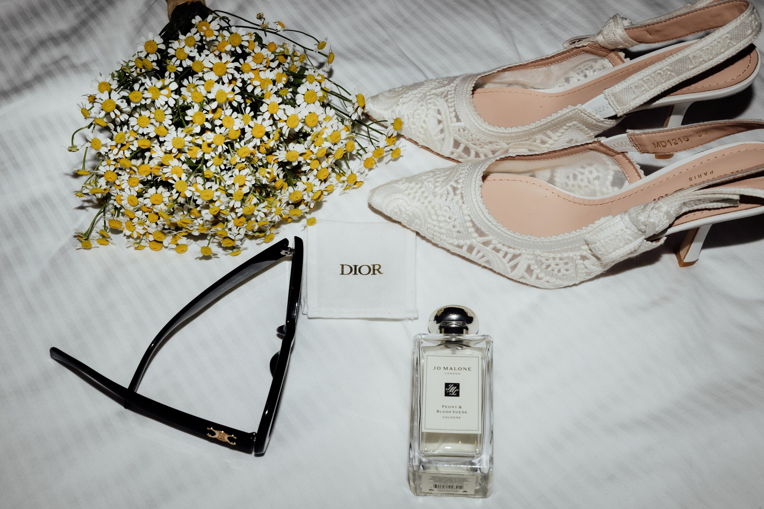 Chelsea Old Town Hall — Poppy & Jordan. Timeless Wedding & Event Photography — based London, working across Europe