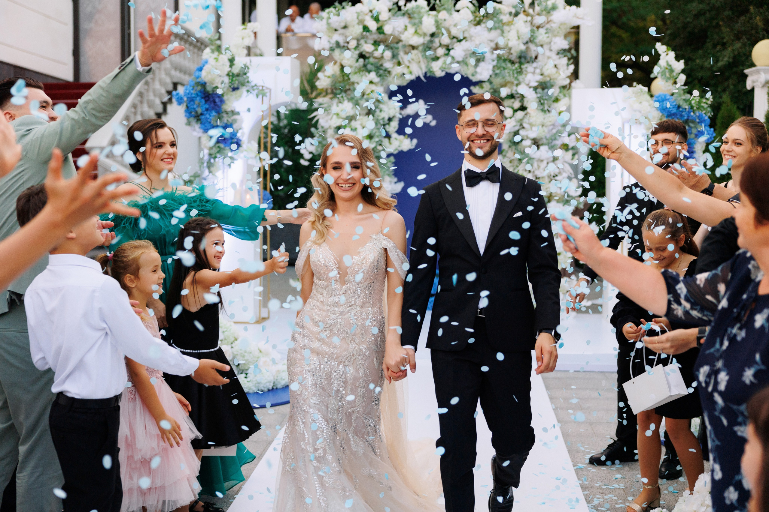 Atingerea e Dragoste. Servicii Foto Video în Chișinău și Europa ID-Brothers