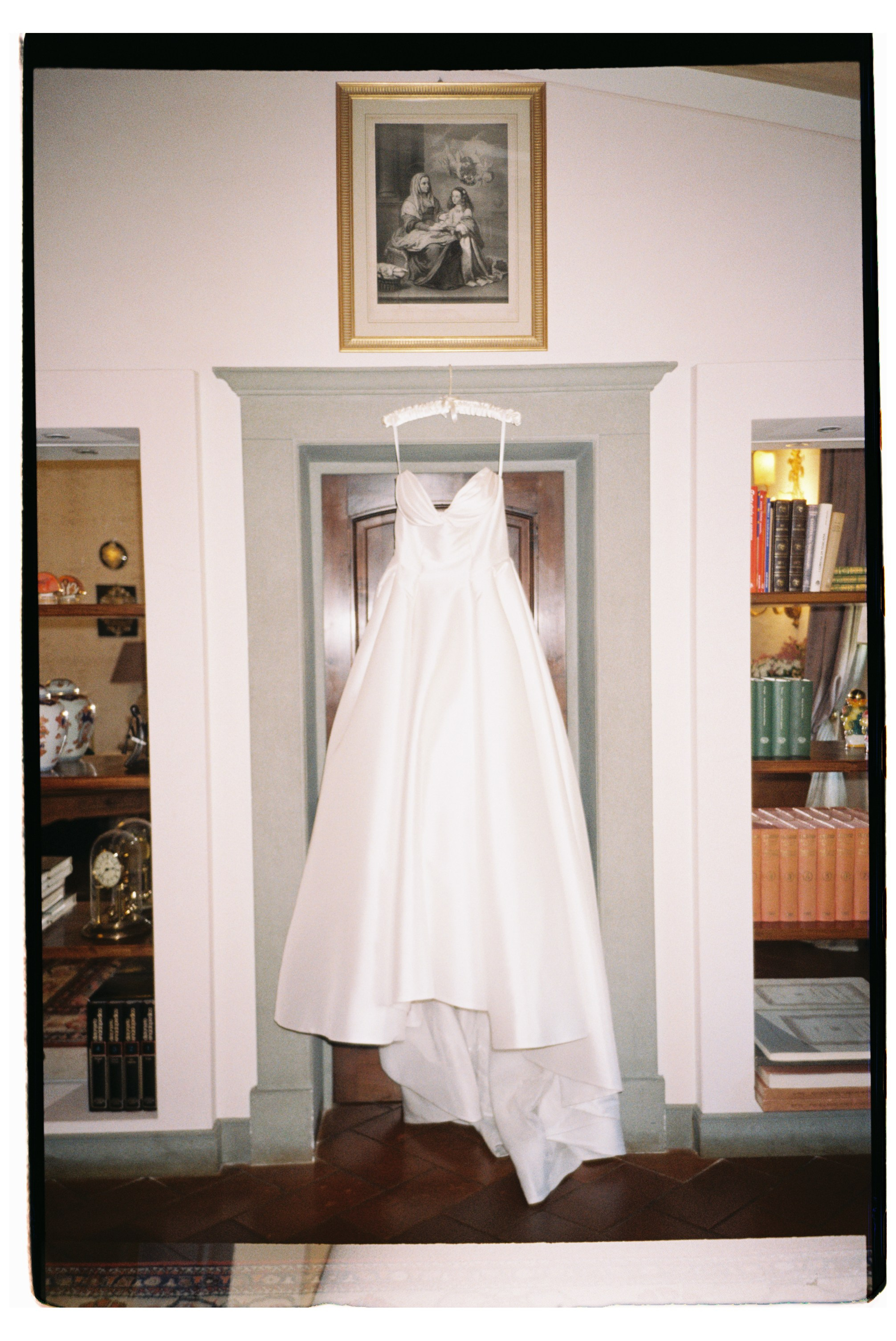 Film 35 mm. Wedding Photographer Rome Tuscany Como Sicily Puglia Amalfy Italy- Oksana Savenchuk