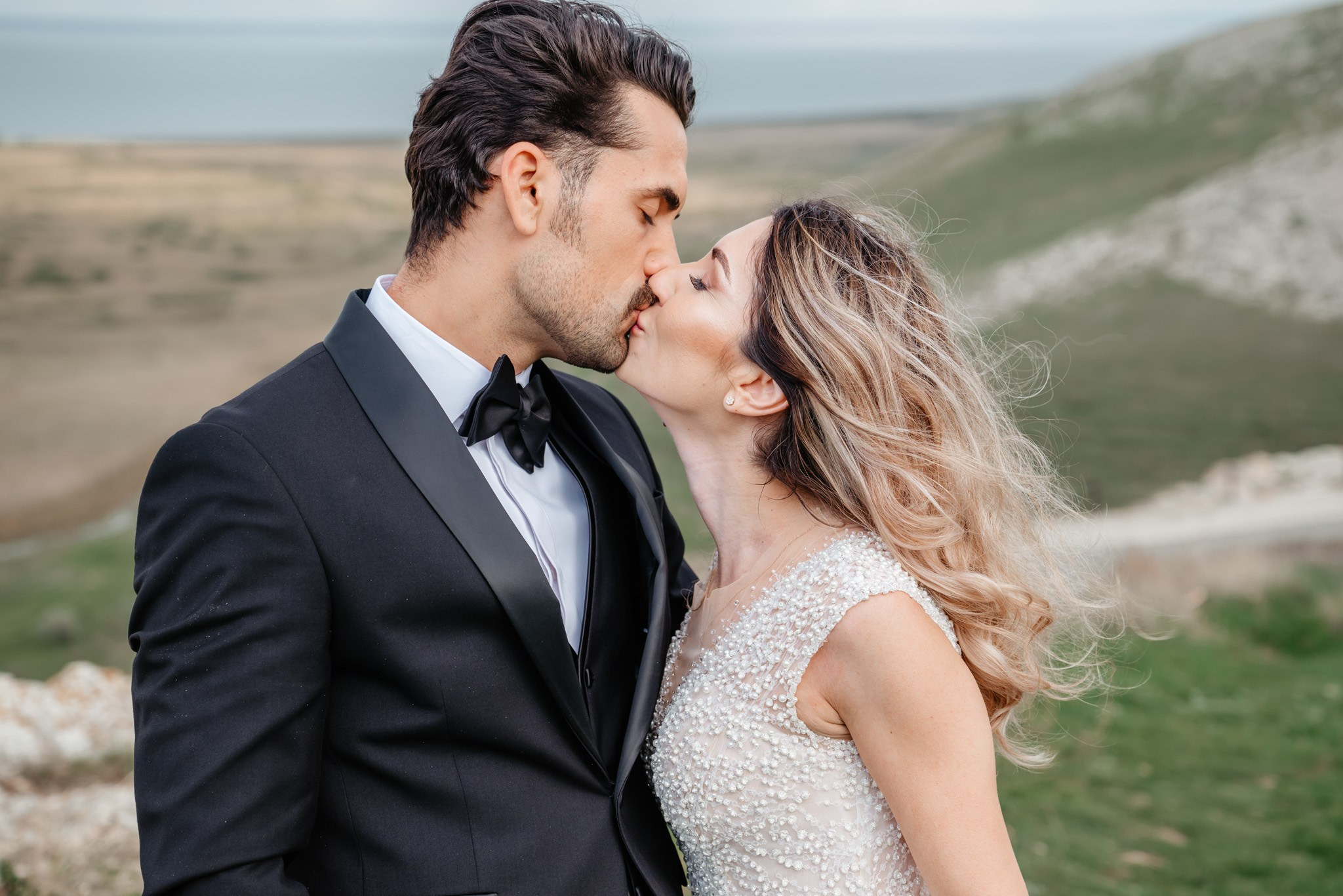 Alexandra & Robert. Www.besttalesstudio.com