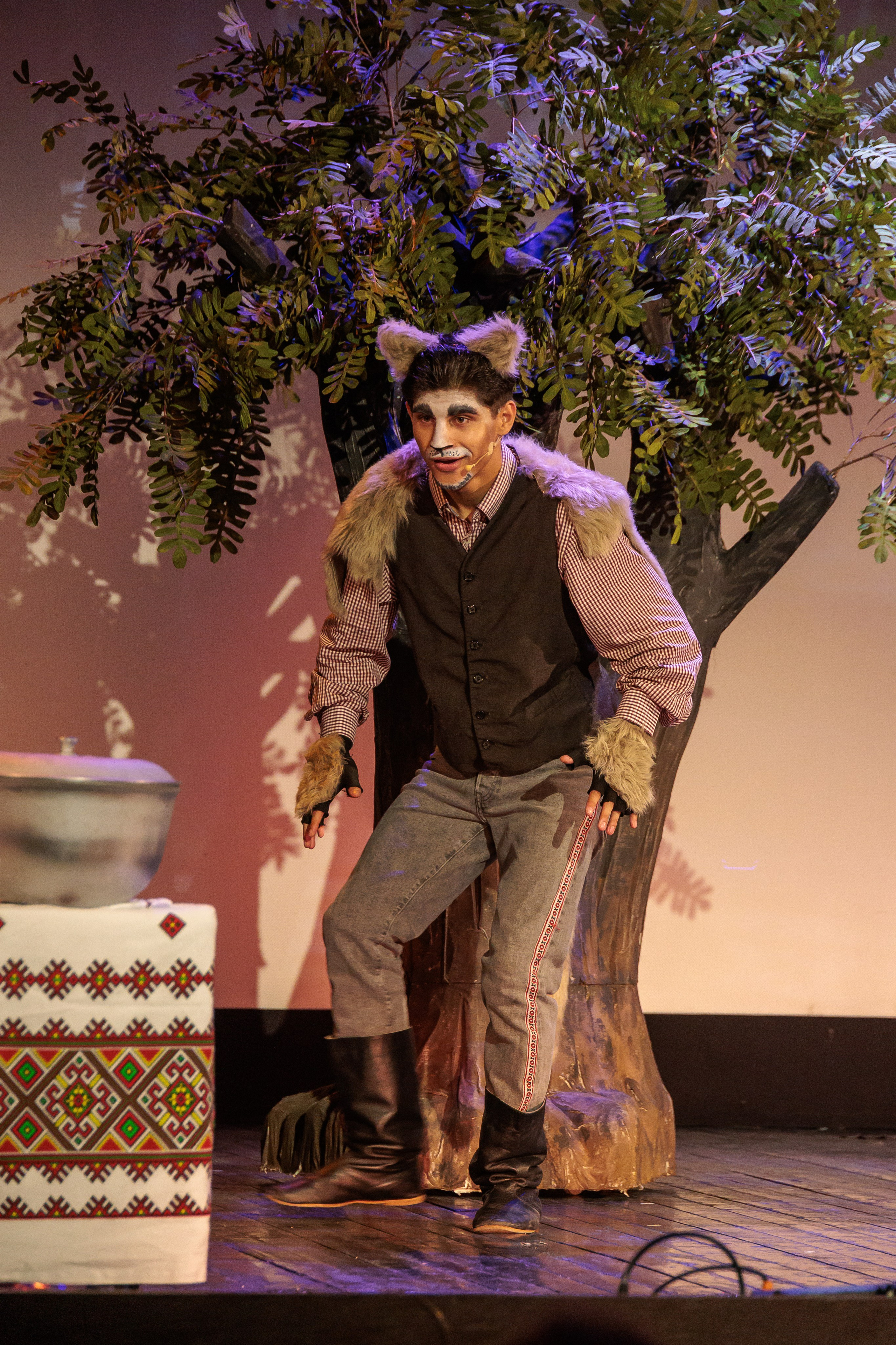 Povestea Scufita Rosie. Clounella. ✔️ Servicii foto si video in Chisinau Moldova - Cinematic.md