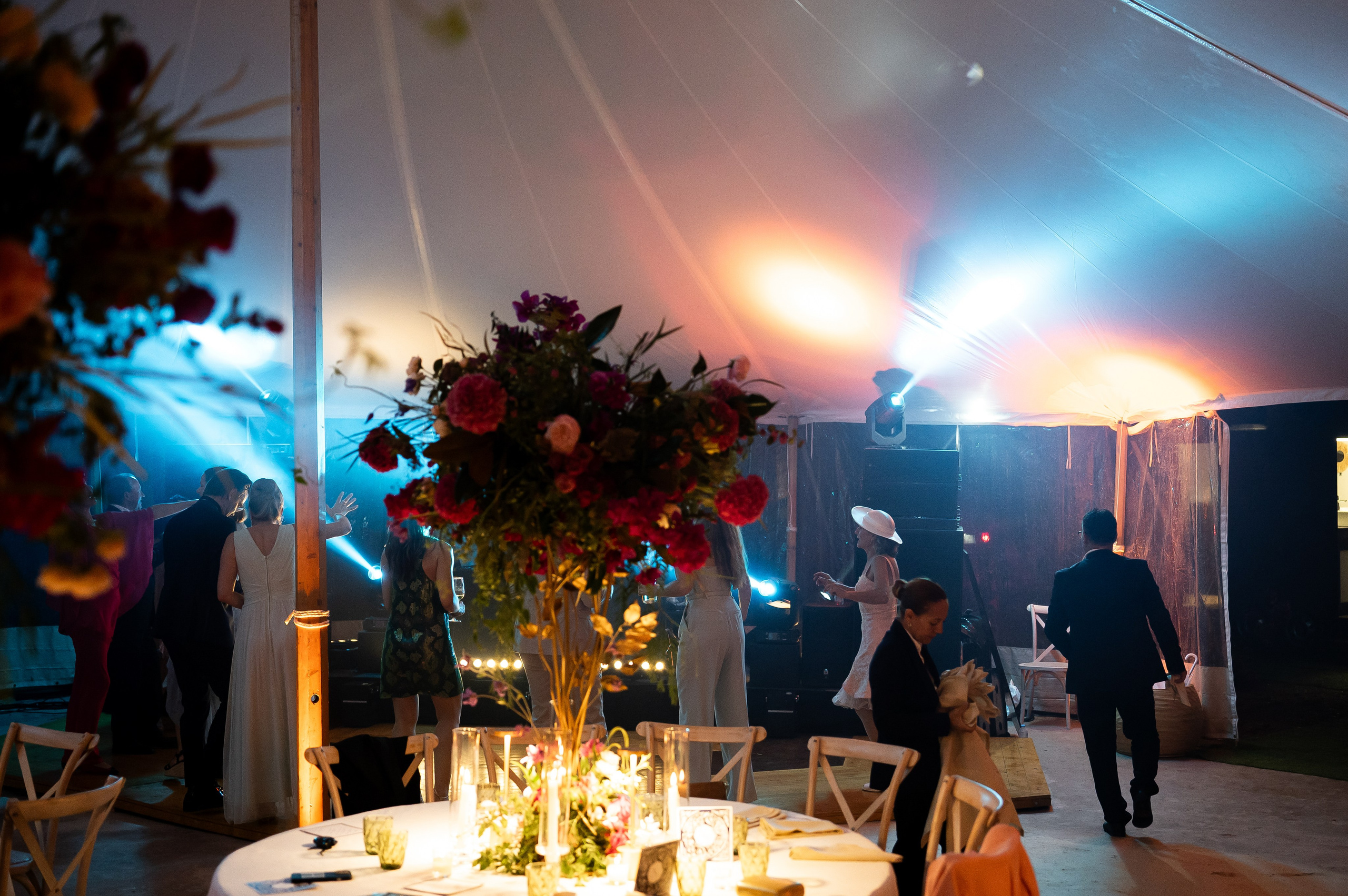 Nico & Mira. Wedding photographer in Spain