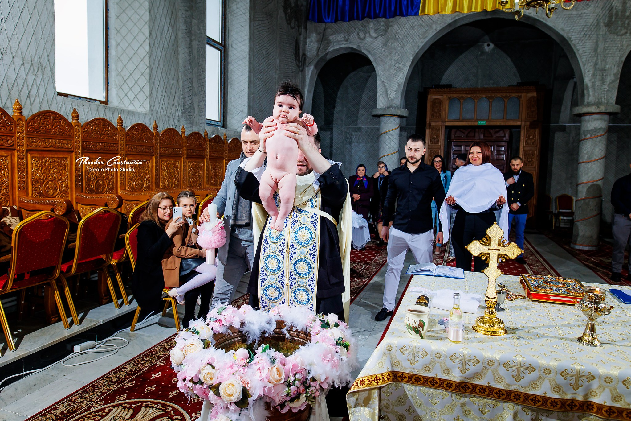 Botez. Dream Studio Galați – ședințe foto profesionale pentru familie, portrete și evenimente