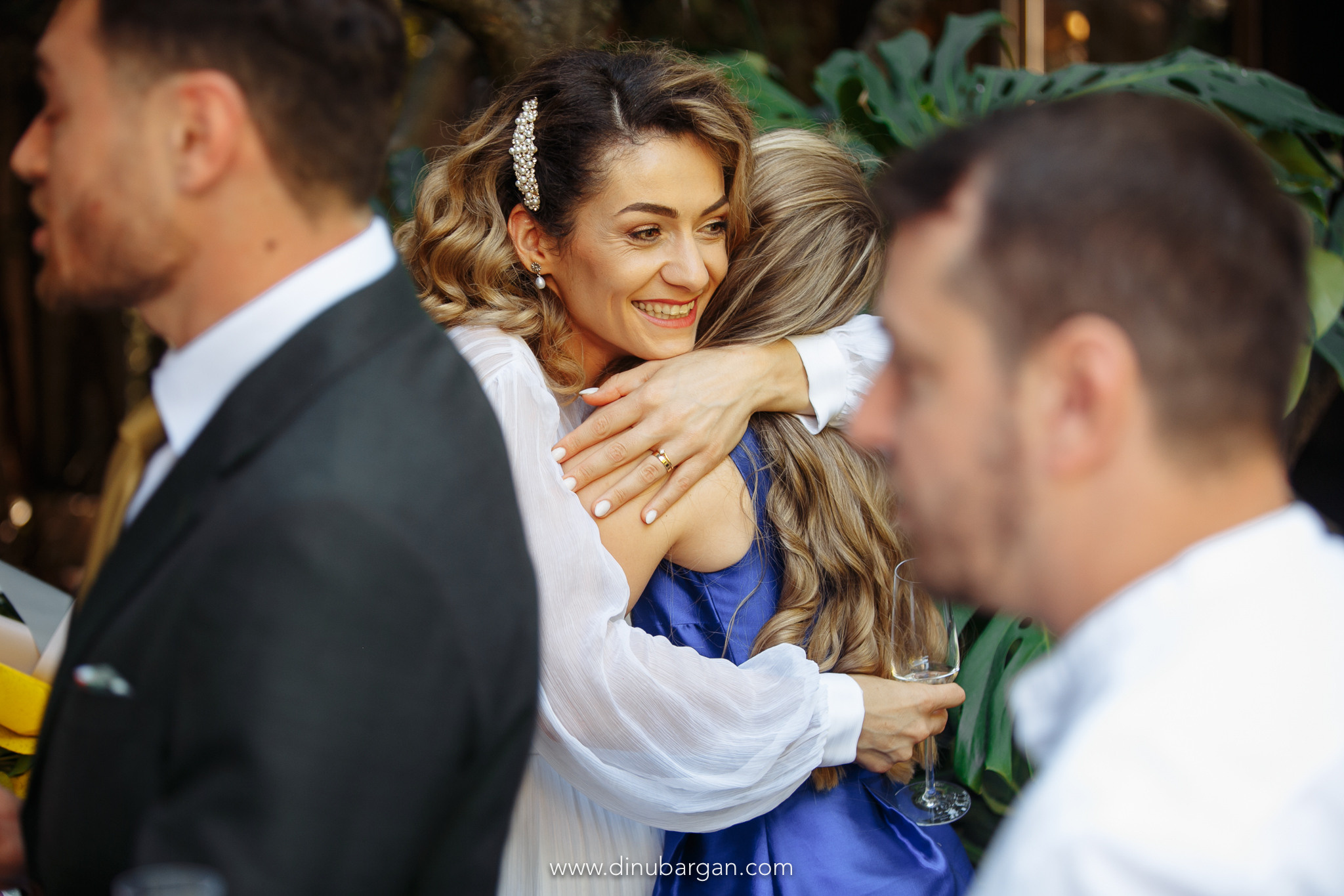 Radu & Camelia. Fotograf de nuntă și de familie — Dinu Bargan