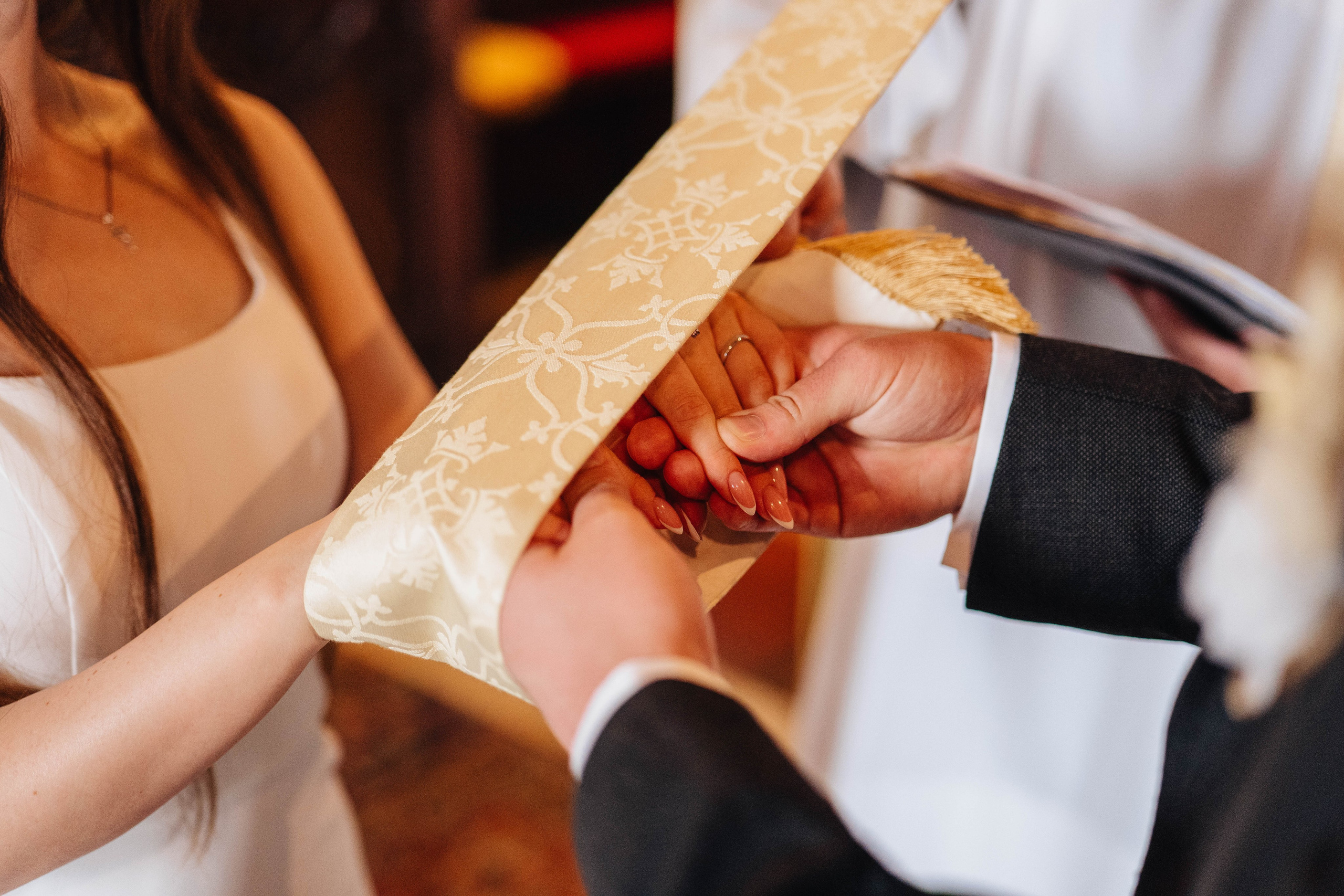 Wedding in Dalson, London, UK. Wedding and family photographer in London