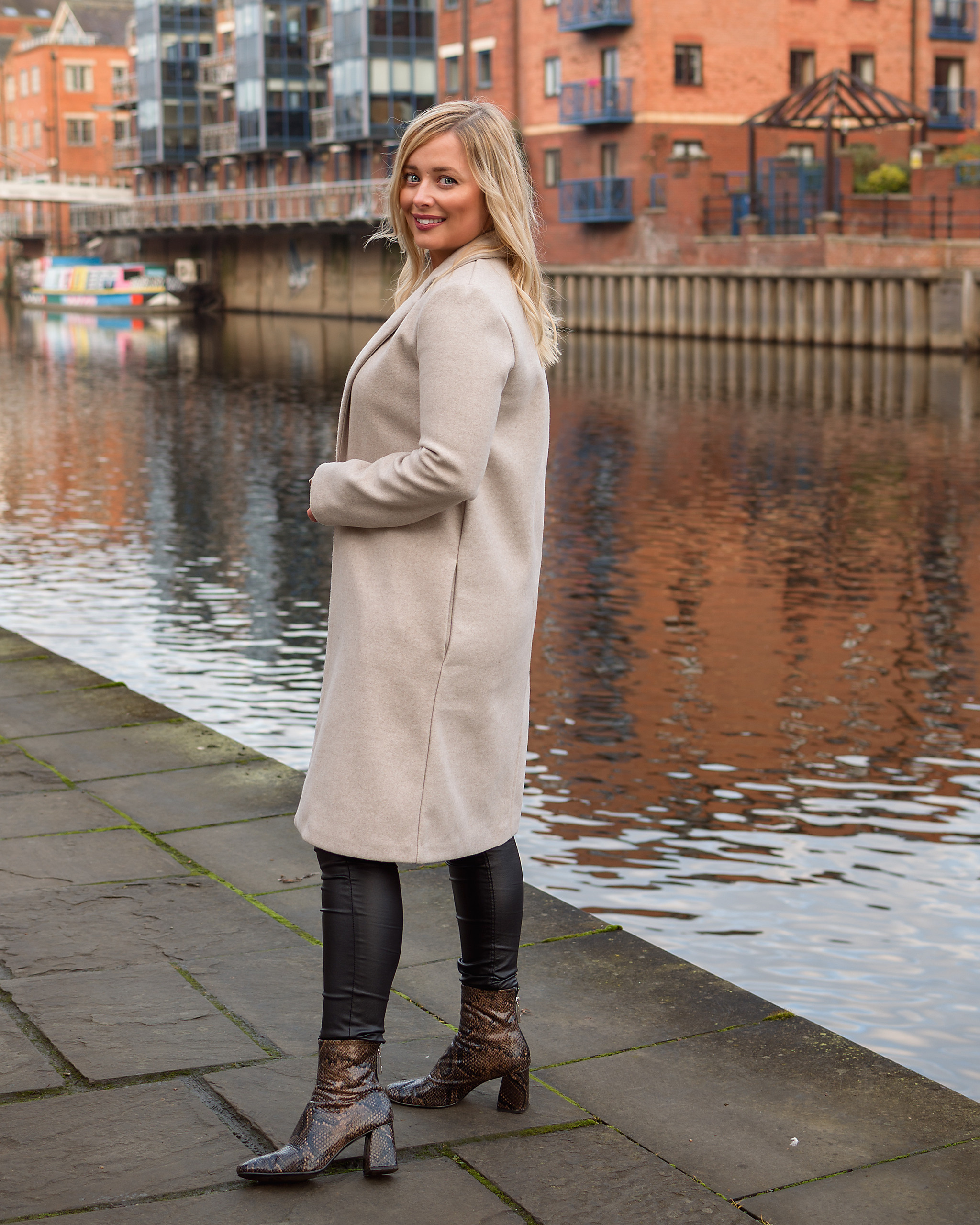 Best Leeds City Centre Photoshoot Locations. Rapley Photography | West Yorkshire Wedding & Portrait Photographer