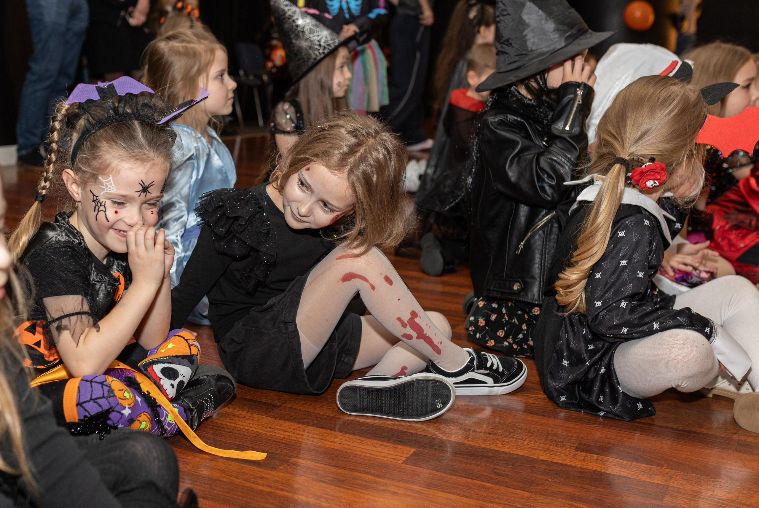 Leo dance studio Helloween 2025. Семейный и детский фотограф в Варшаве Мила Бобровская