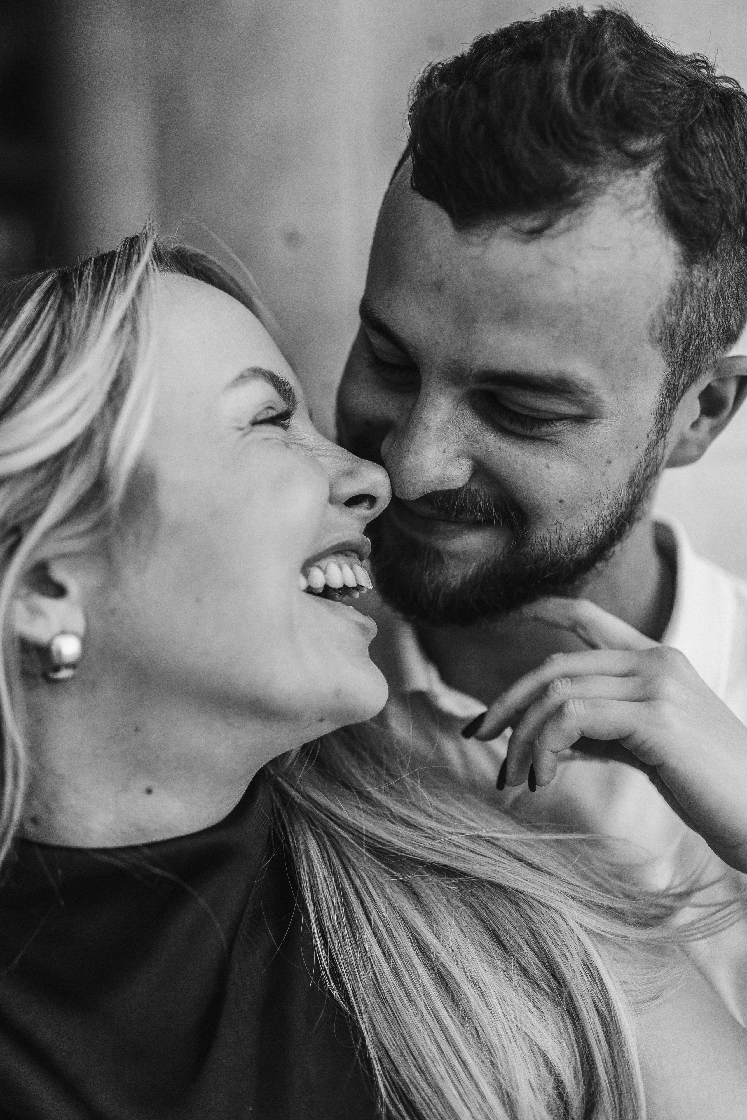 Paris couple shooting. Photographer Rouen, France
