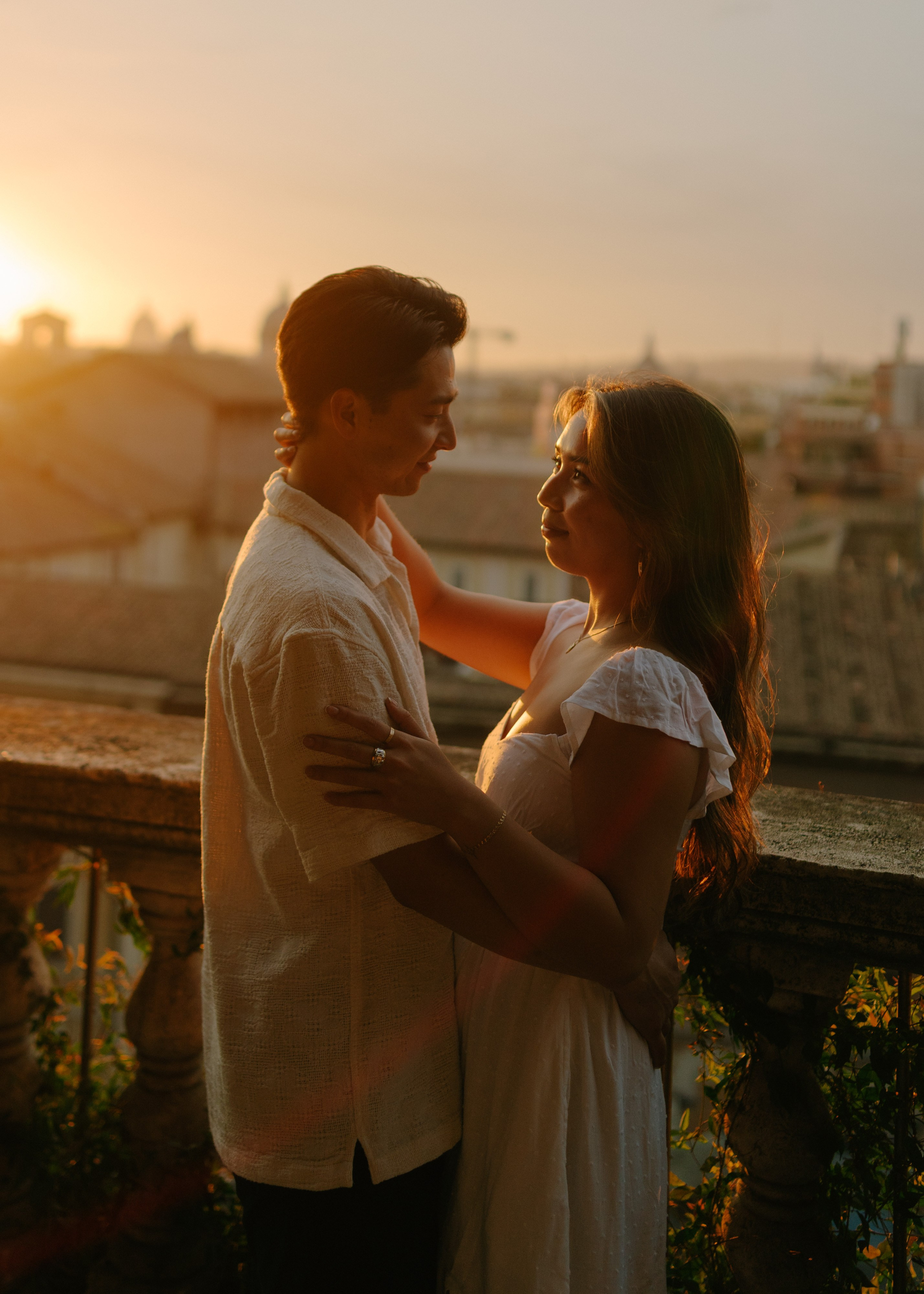 Colosseum afternoon walk. Photographer in Rome and Italy. Stas Varych