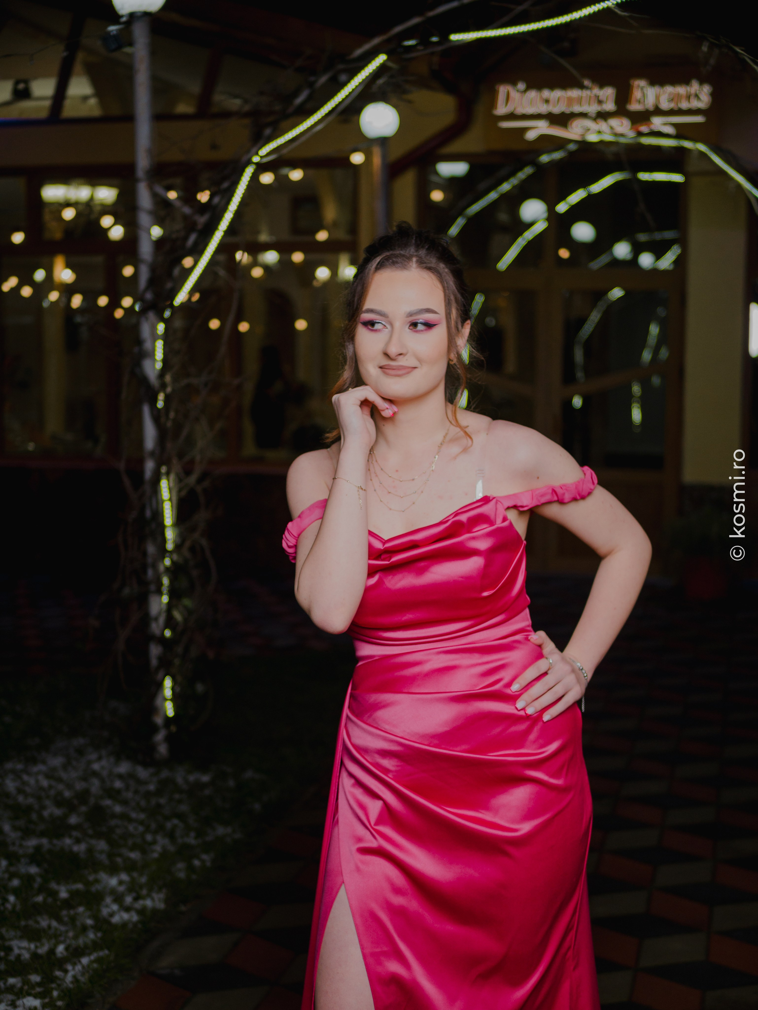 Majorat Andreea. Kosmi