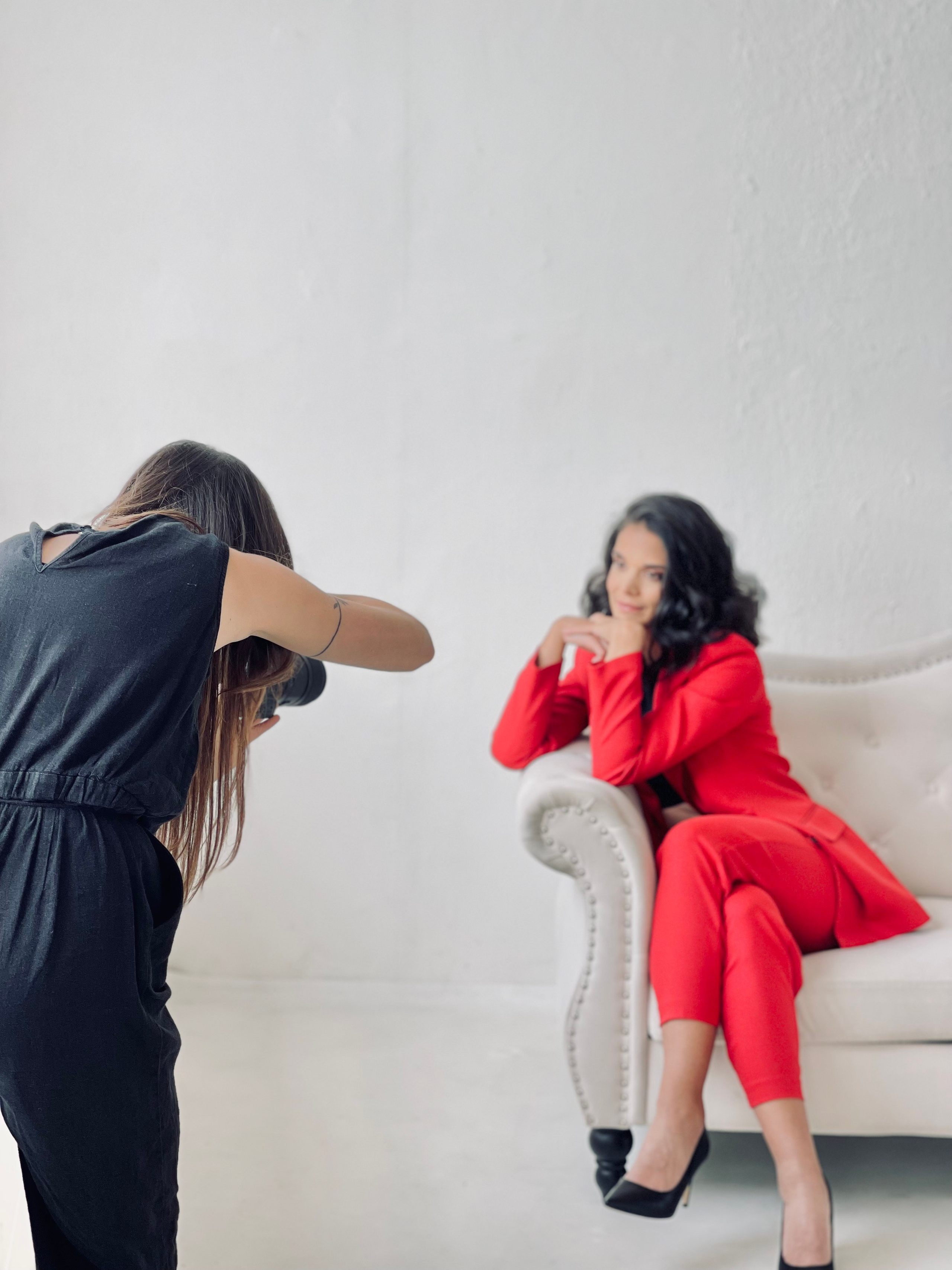 Cena a rezervace. Dana Lišková — Empatická fotografka | Introspektivní umělkyně | Neurodivergentní koučka| Zakladatelka Artepy.cz