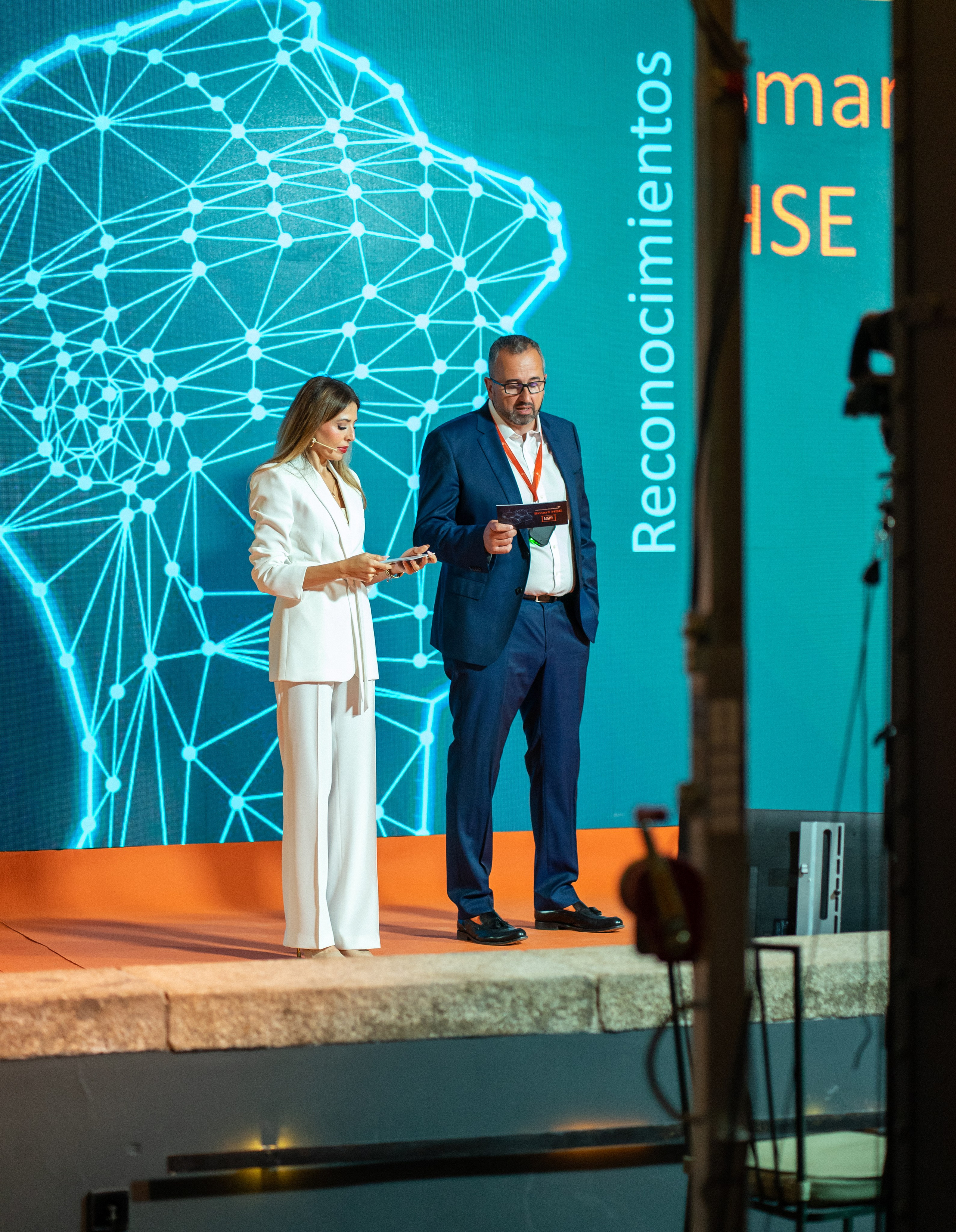 Nalanda. Smart HSE Link-Up. Женские портреты в Мадриде — естественная красота и свет | Anna Maruleva