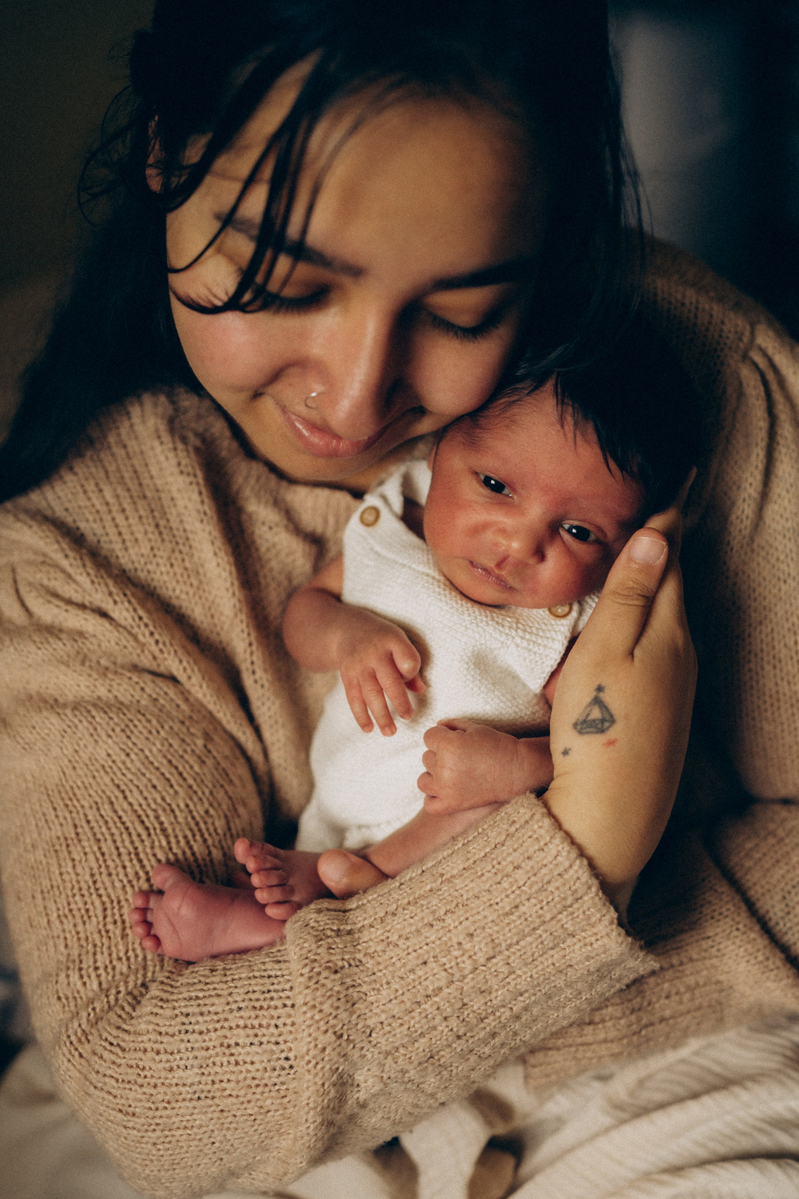 Newborn Home. Katerina Sellitti - Newborn Fotografin aus Bern. Schweiz