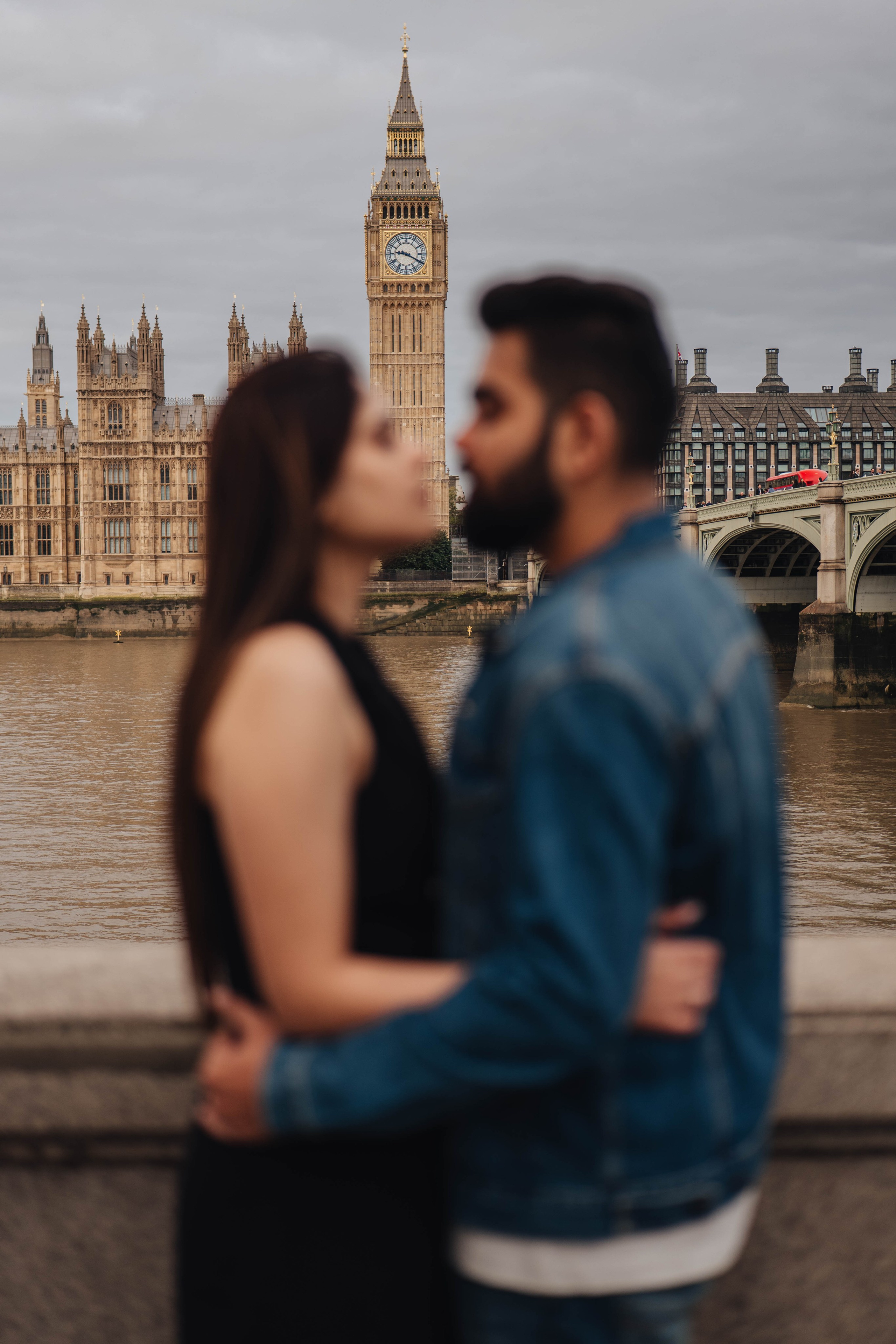 October in London. Wedding and family photographer in London