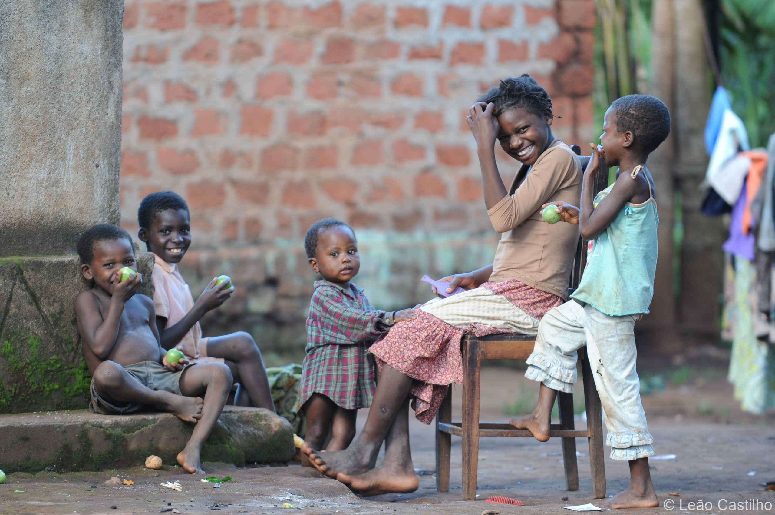 Photos from Mozambique people 1. Simbahalu