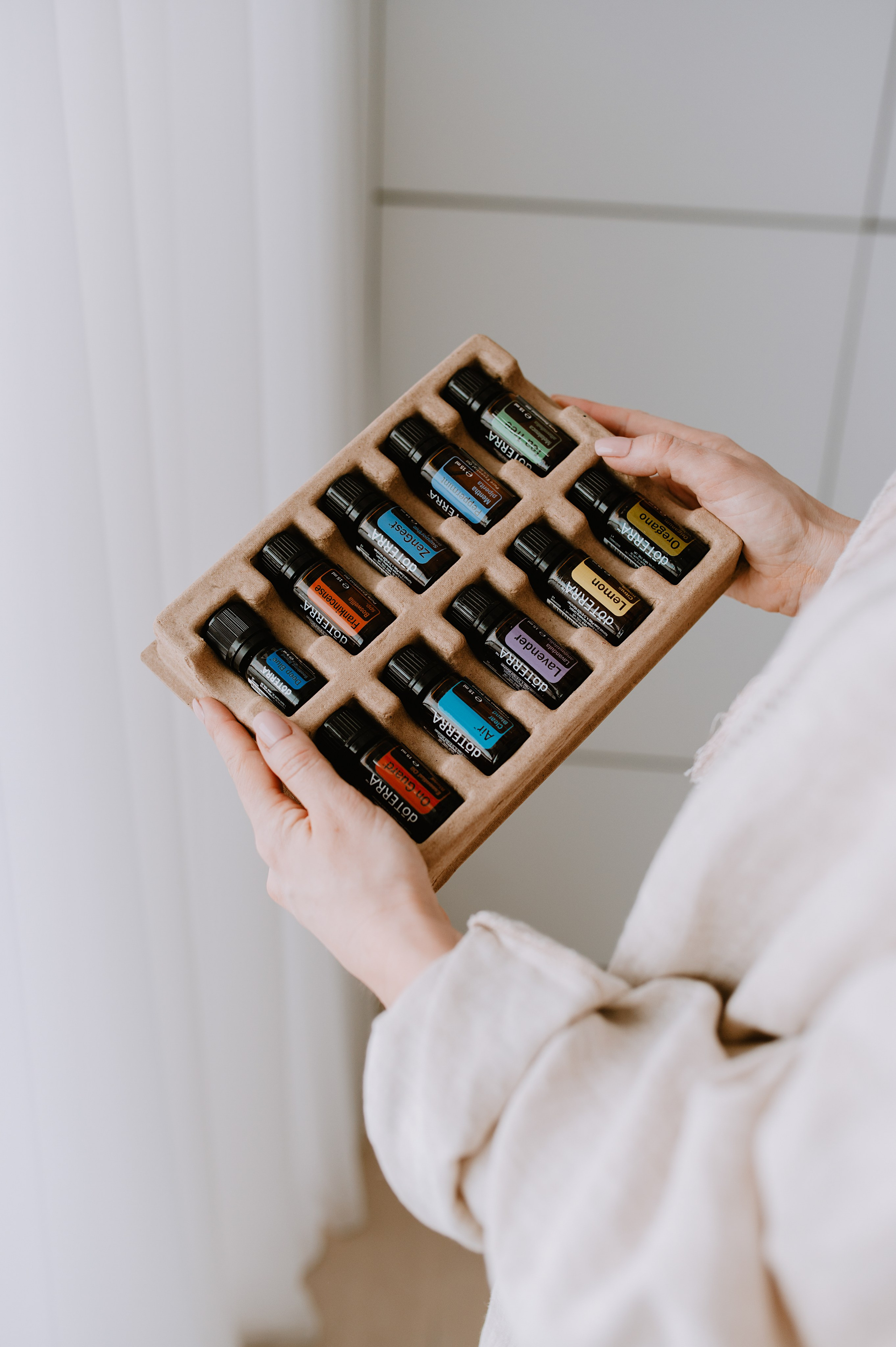 Yulia Dottera Aromatouch. ANNA-MARIA PHOTO CONTENT CREATOR — фотограф, эстет, художник и визуальный эксперт в Instagram, работающий в Праге