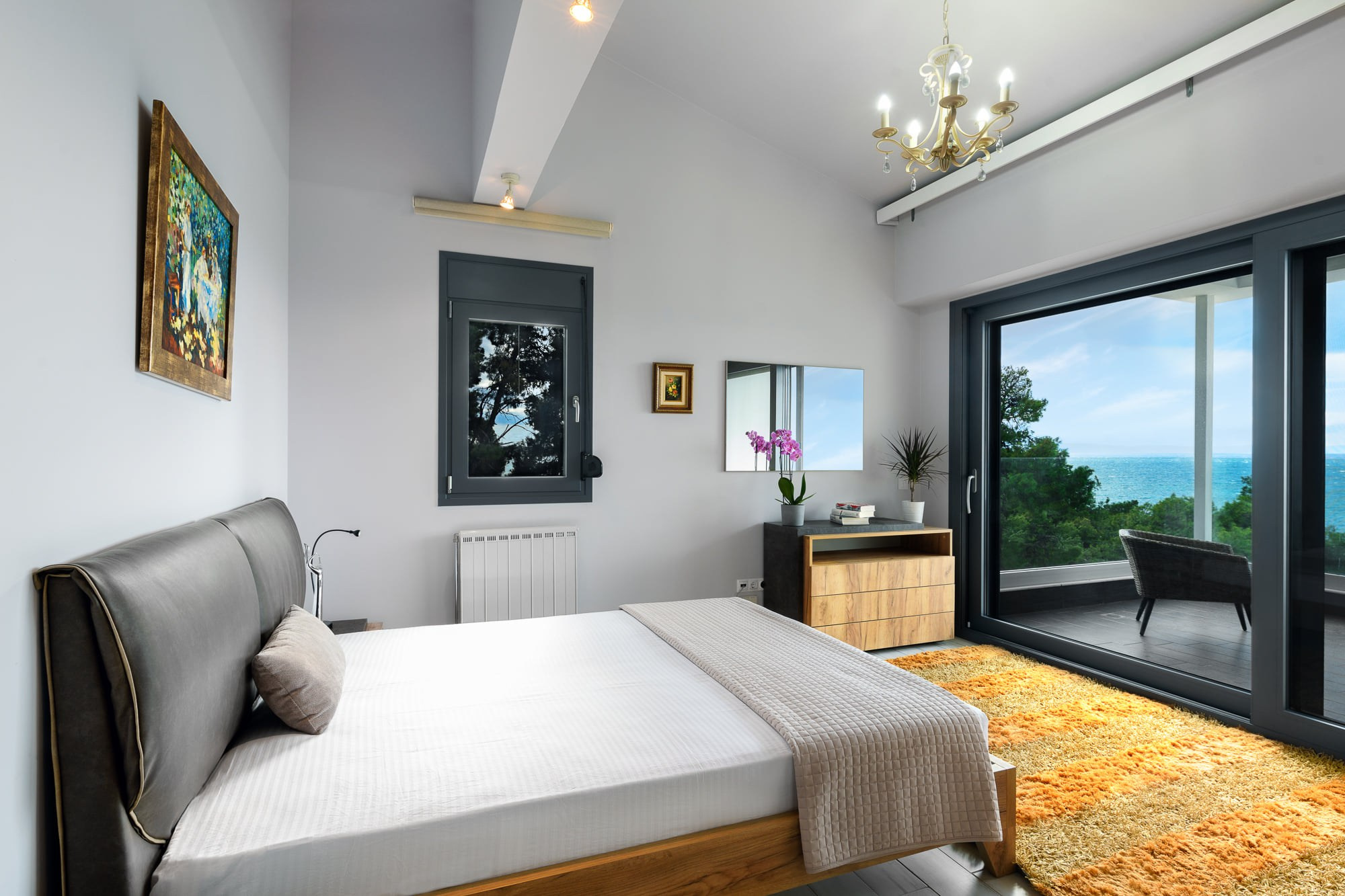 Commercial. Φωτογράφος Αναστάσιος Πιξόπουλος