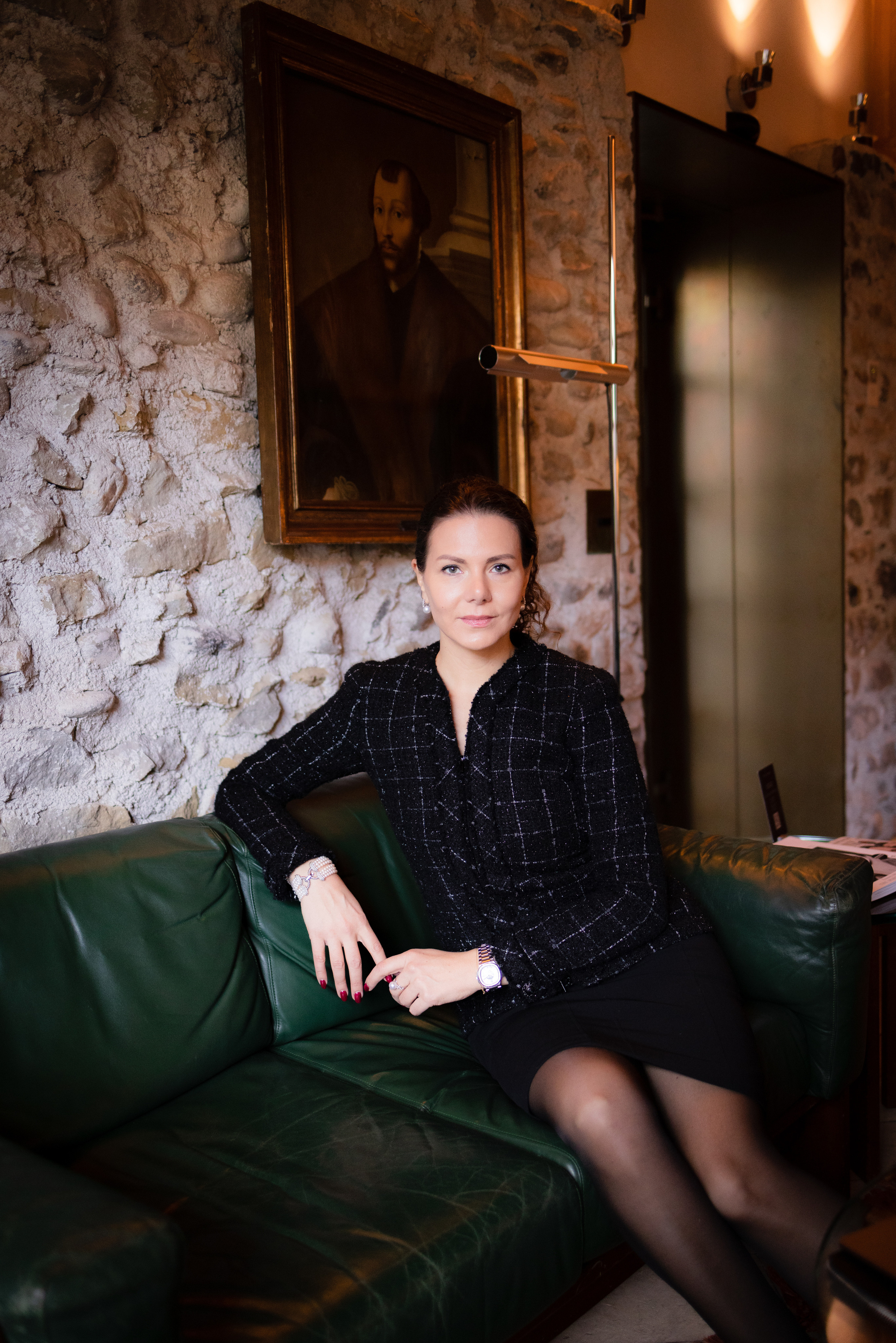 Oksana business portrait. Family photographer Zurich & Switzerland Daria Moore