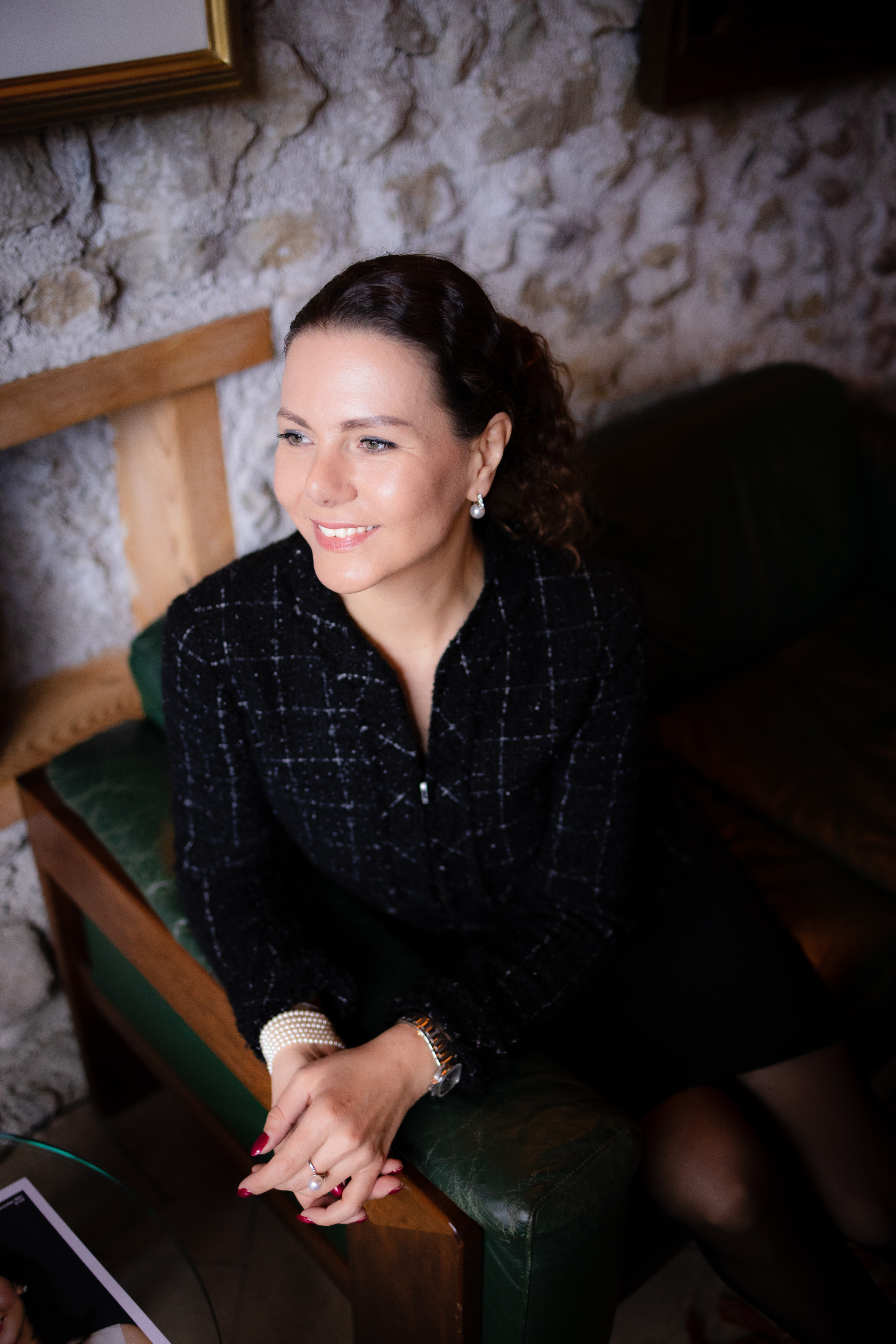 Oksana business portrait. Family photographer Zurich & Switzerland Daria Moore