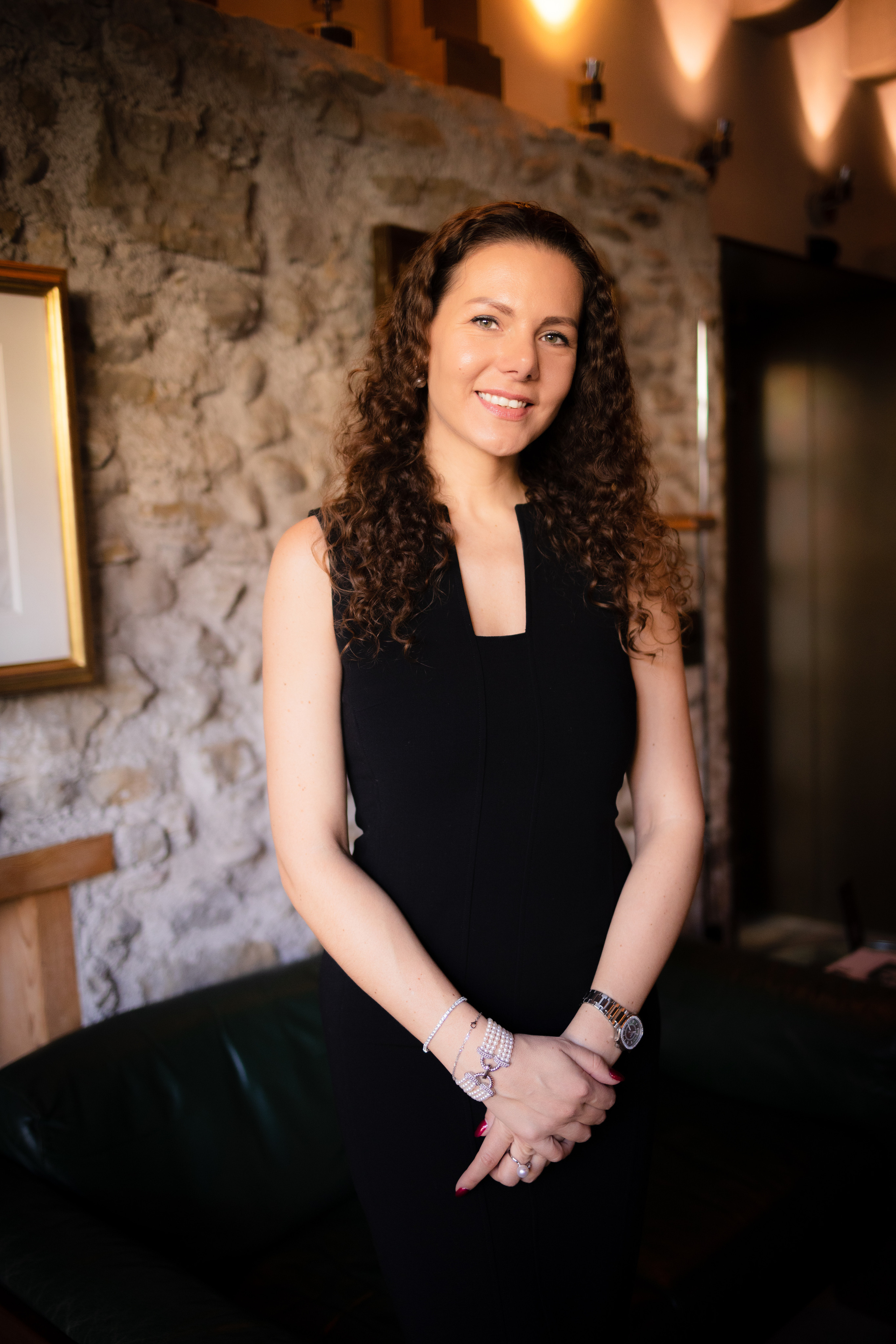 Oksana business portrait. Family photographer Zurich & Switzerland Daria Moore