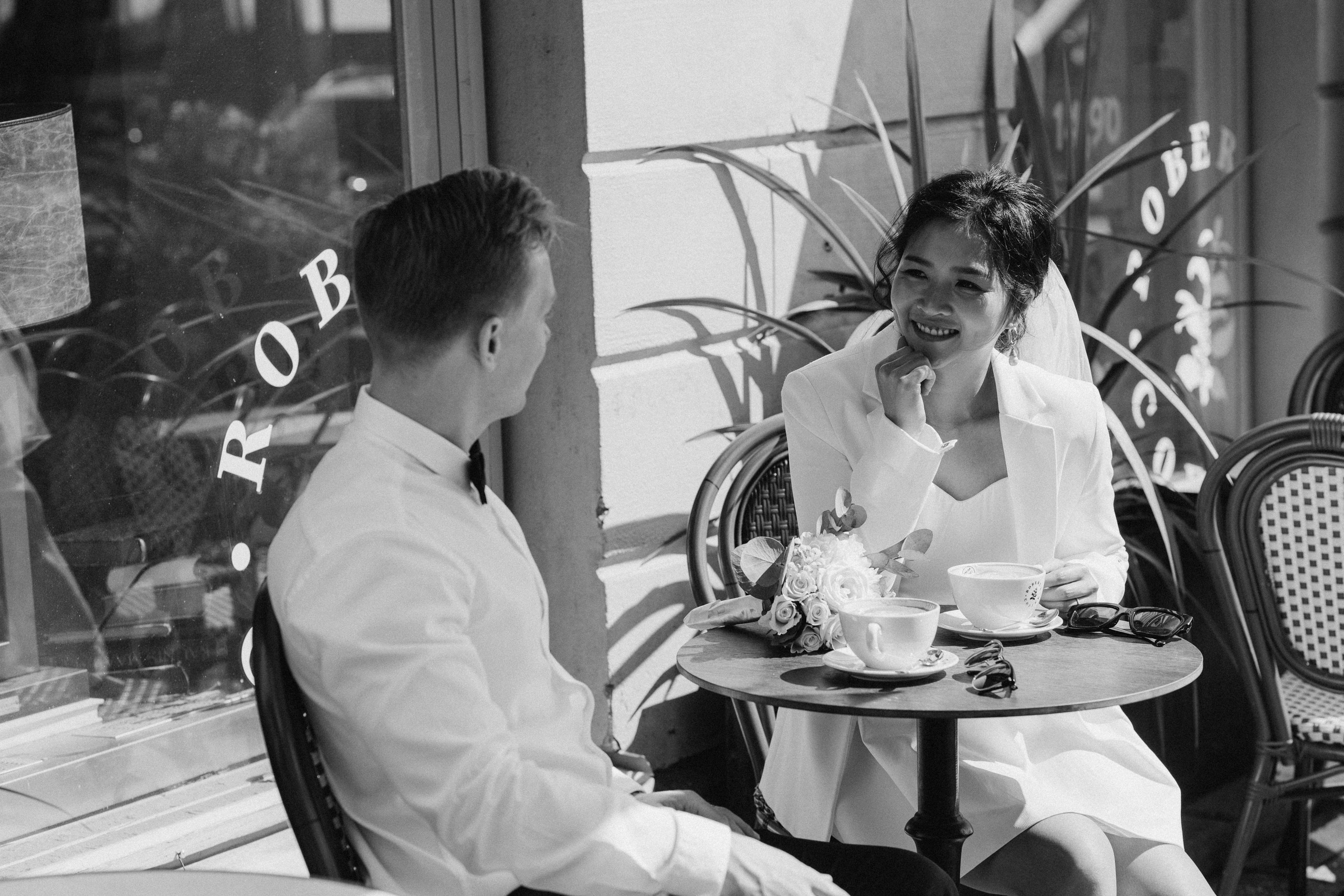 City wedding. Wedding and portrait photographer in Helsinki Vickan O