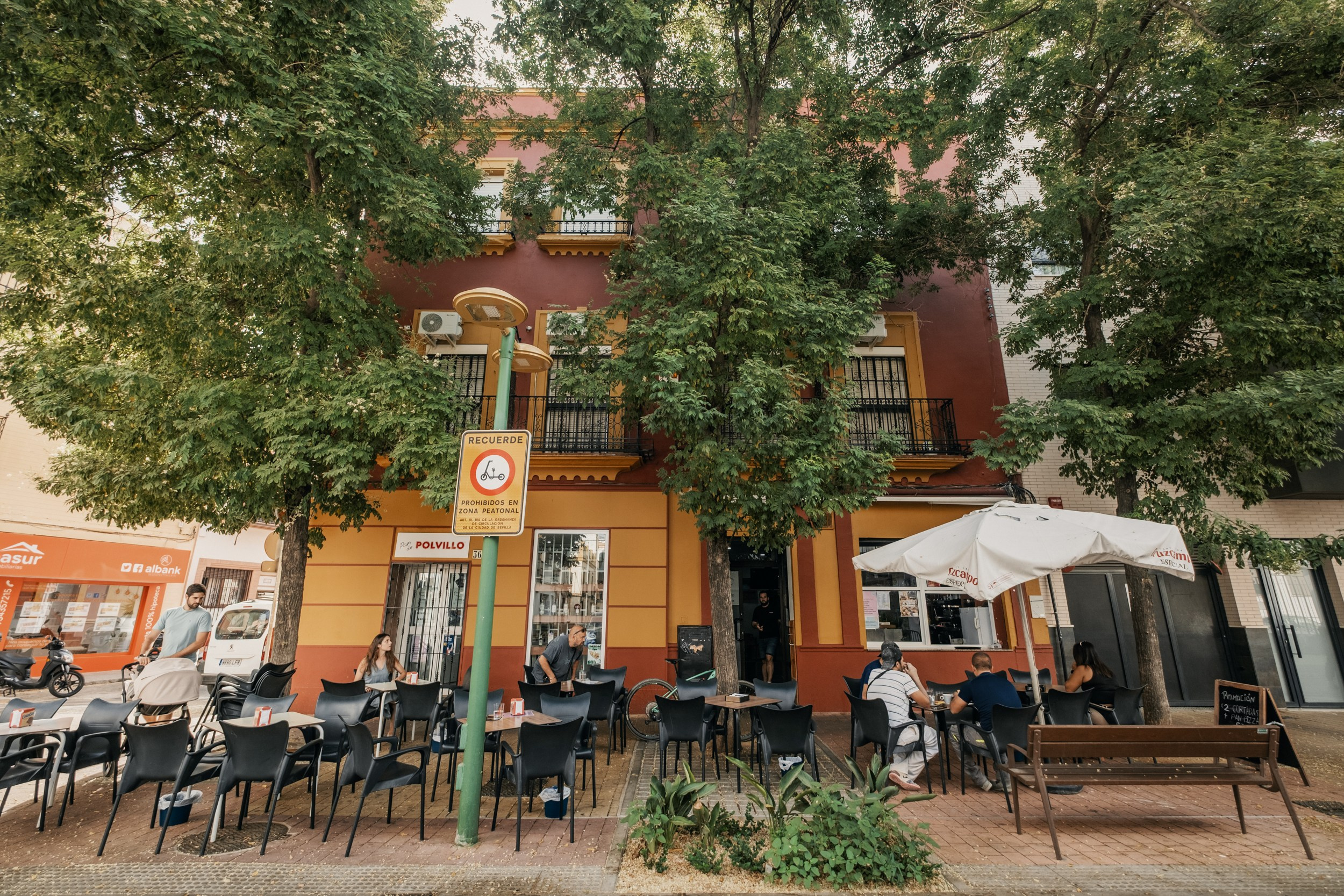 Desayunos, bocadillos y tapas en La Manduca