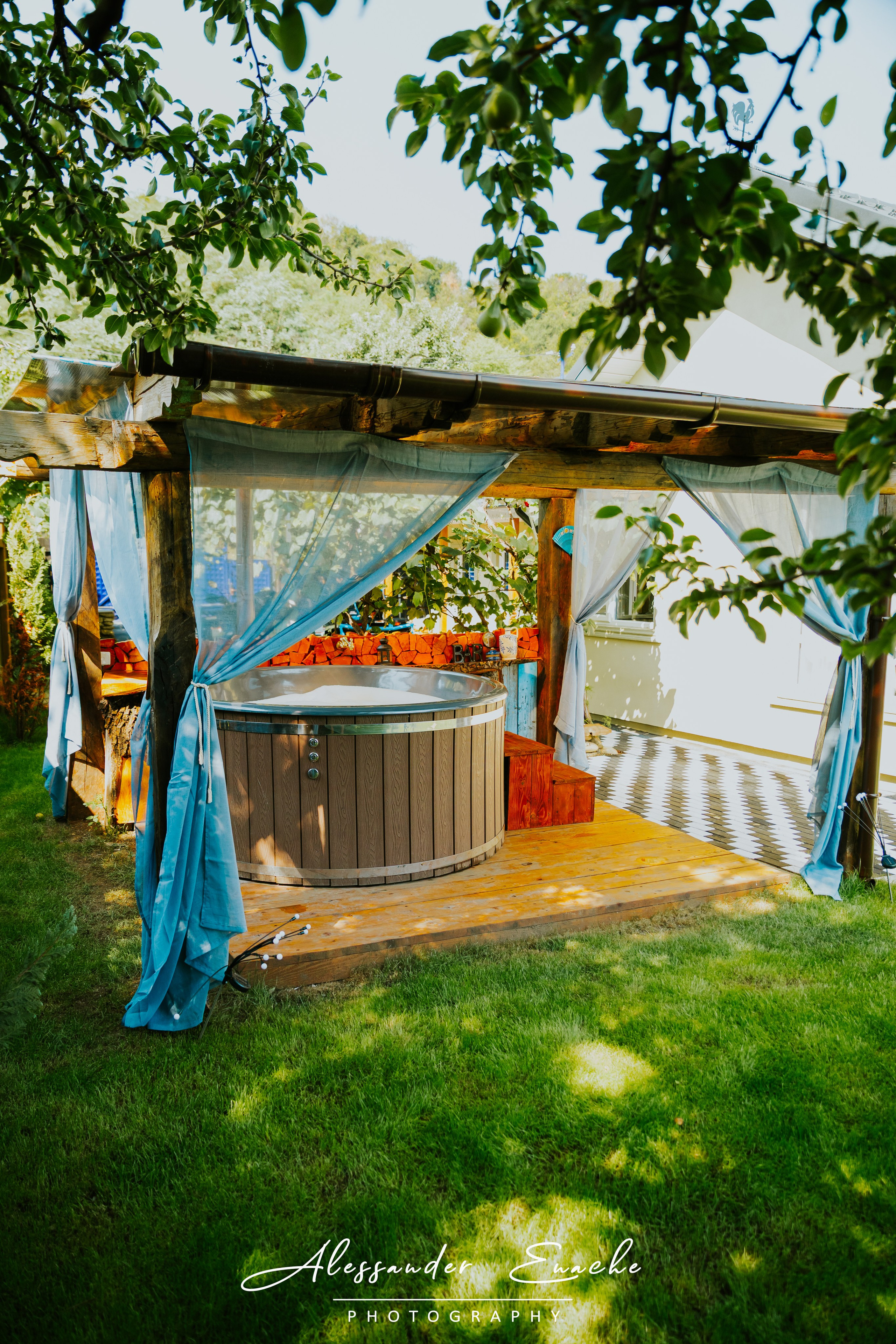 BĂRLOGUL URȘILOR. Fotograf prin #Piatraneamt-Alessander Enache