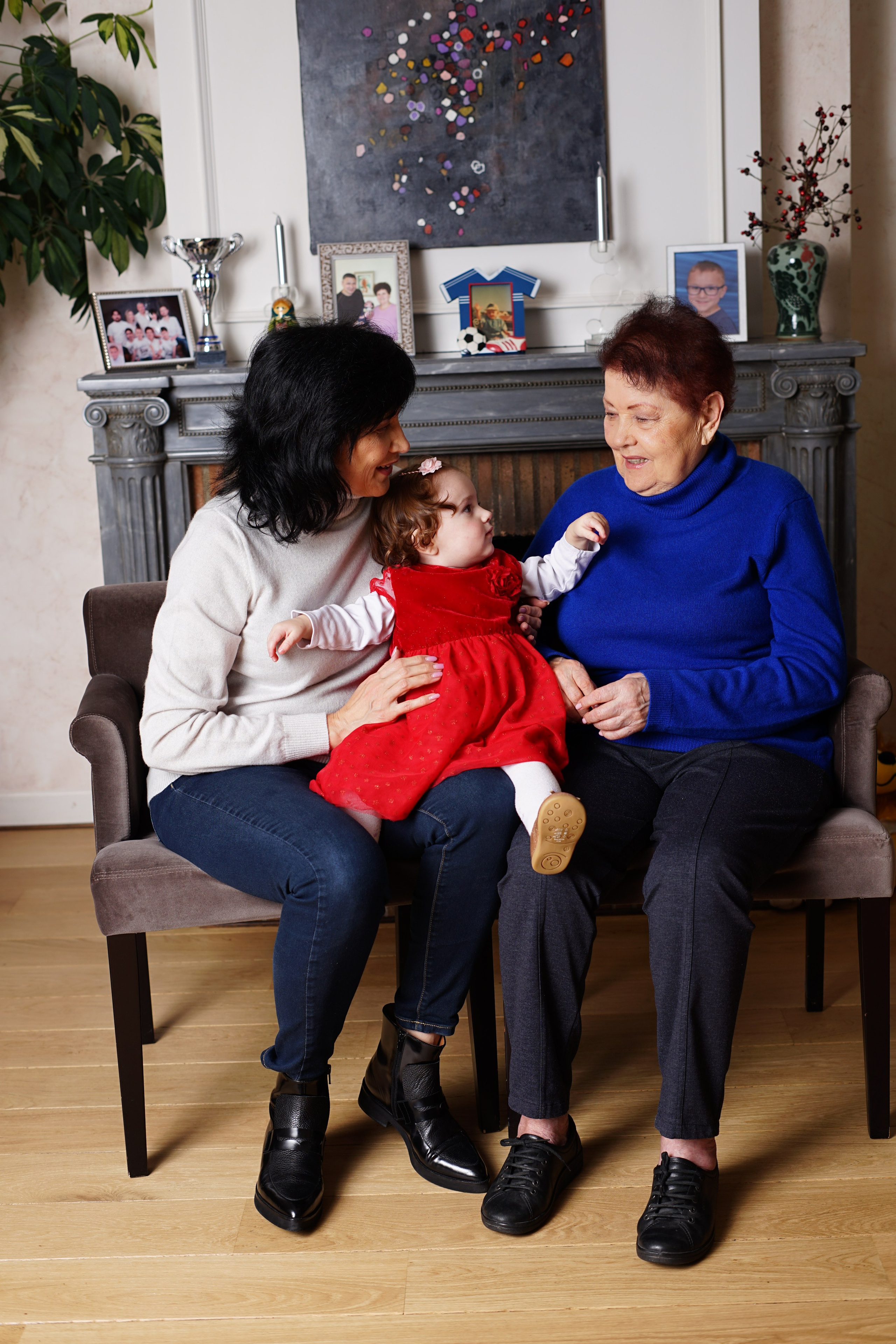 Edouard et sa famille. Petit trésor photos de famille, grossesse et nouveau-né à Roanne