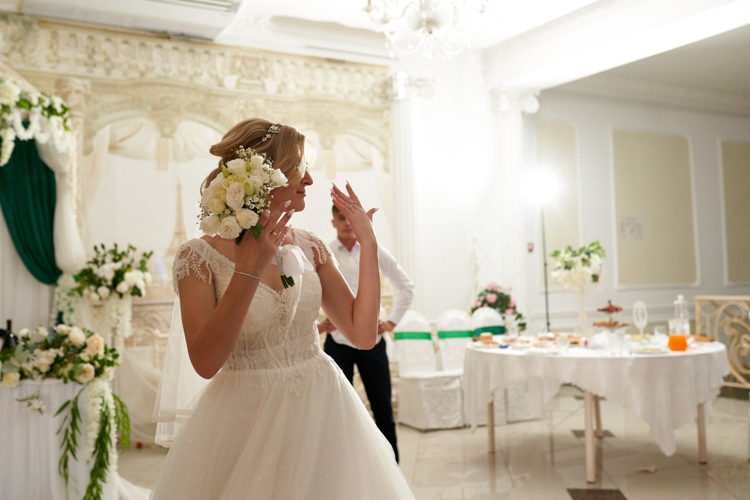 Николай и Антига. Дмитрий и Каролина Тофан