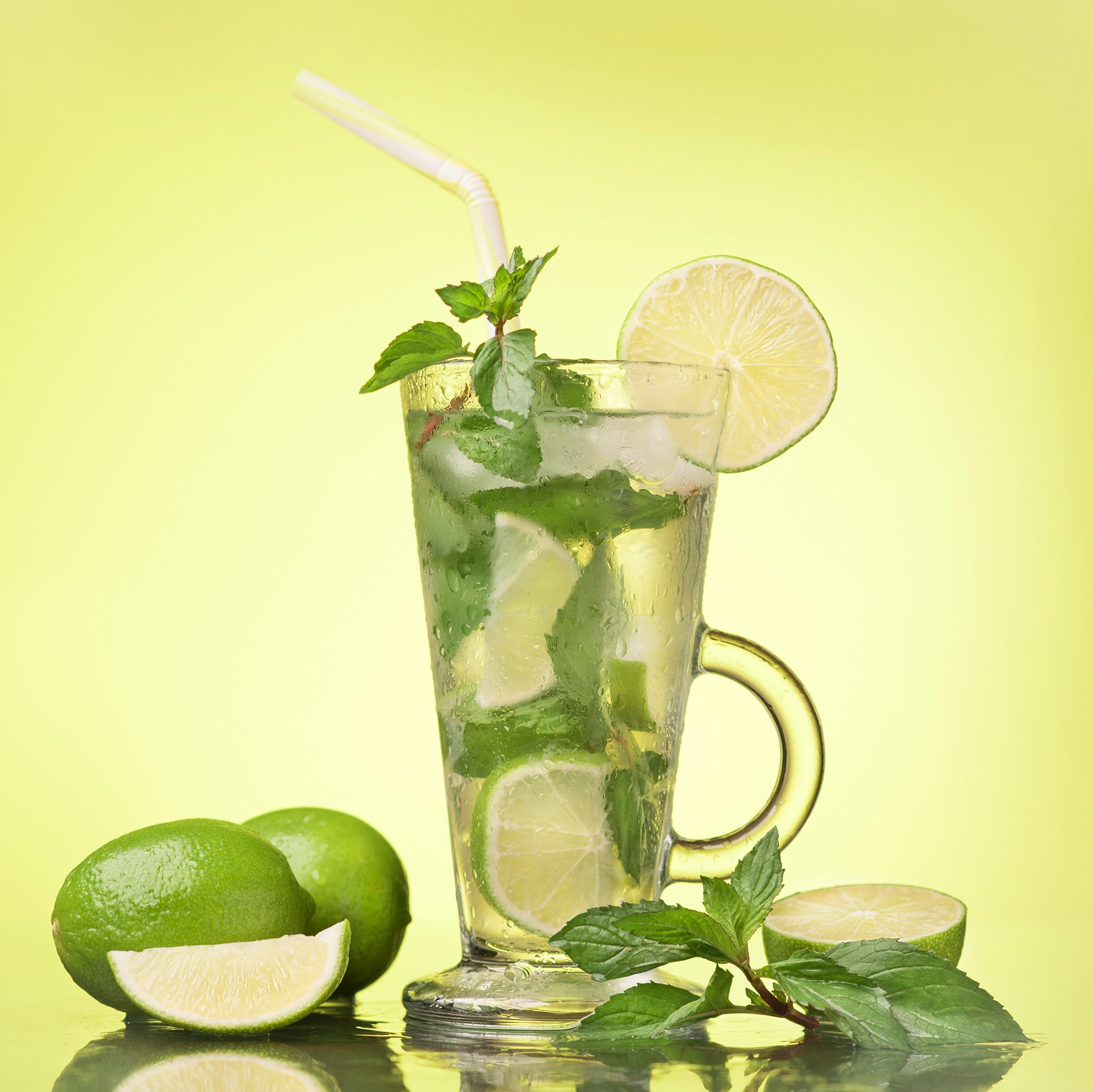 Lucrările cursanților Nivelului II. Școala de fotografie lui Roman Ribaliov. Orașul Chișinău, Moldova