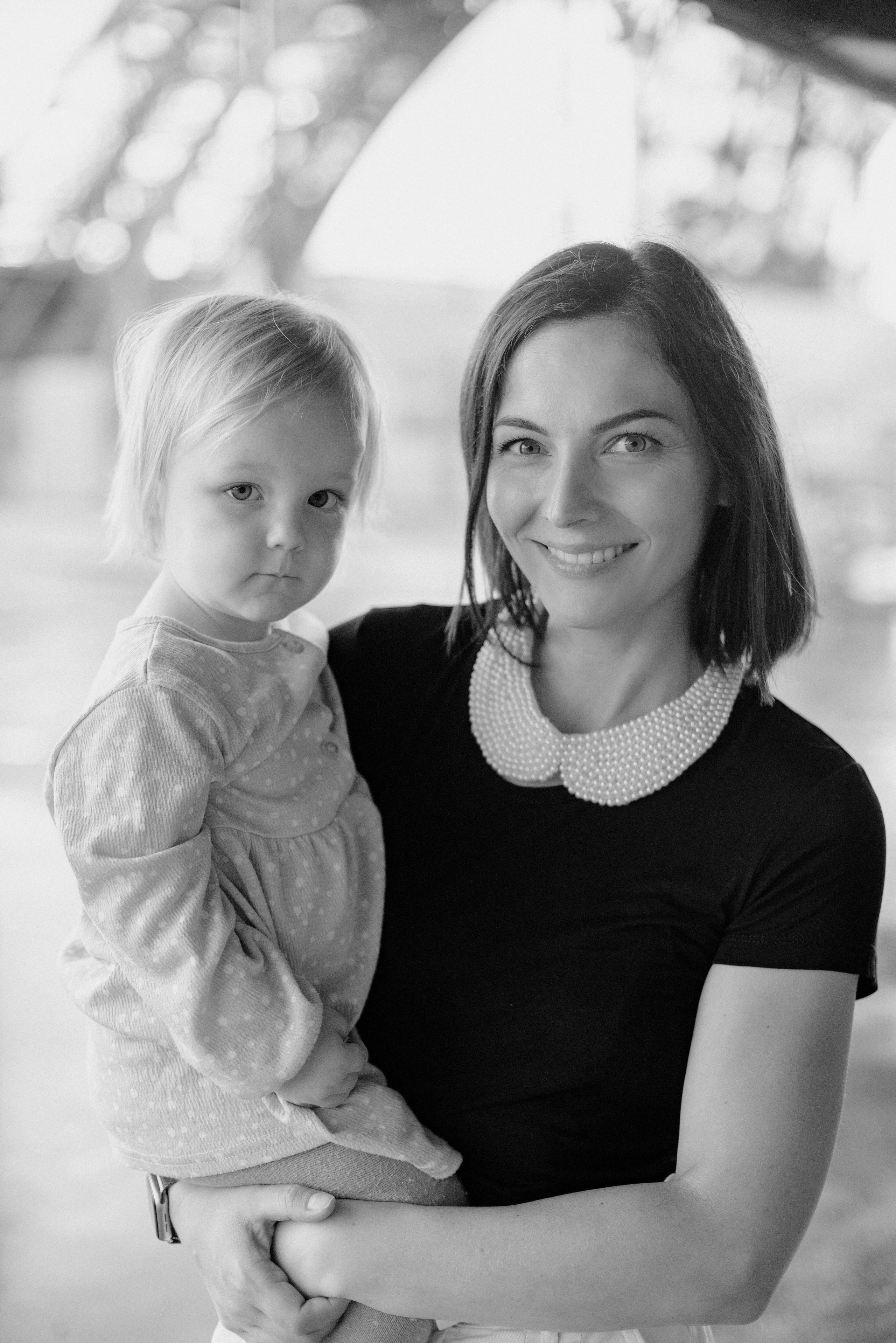 Семейные фото у Эйфелевой башни. Photographe lifestyle à Paris