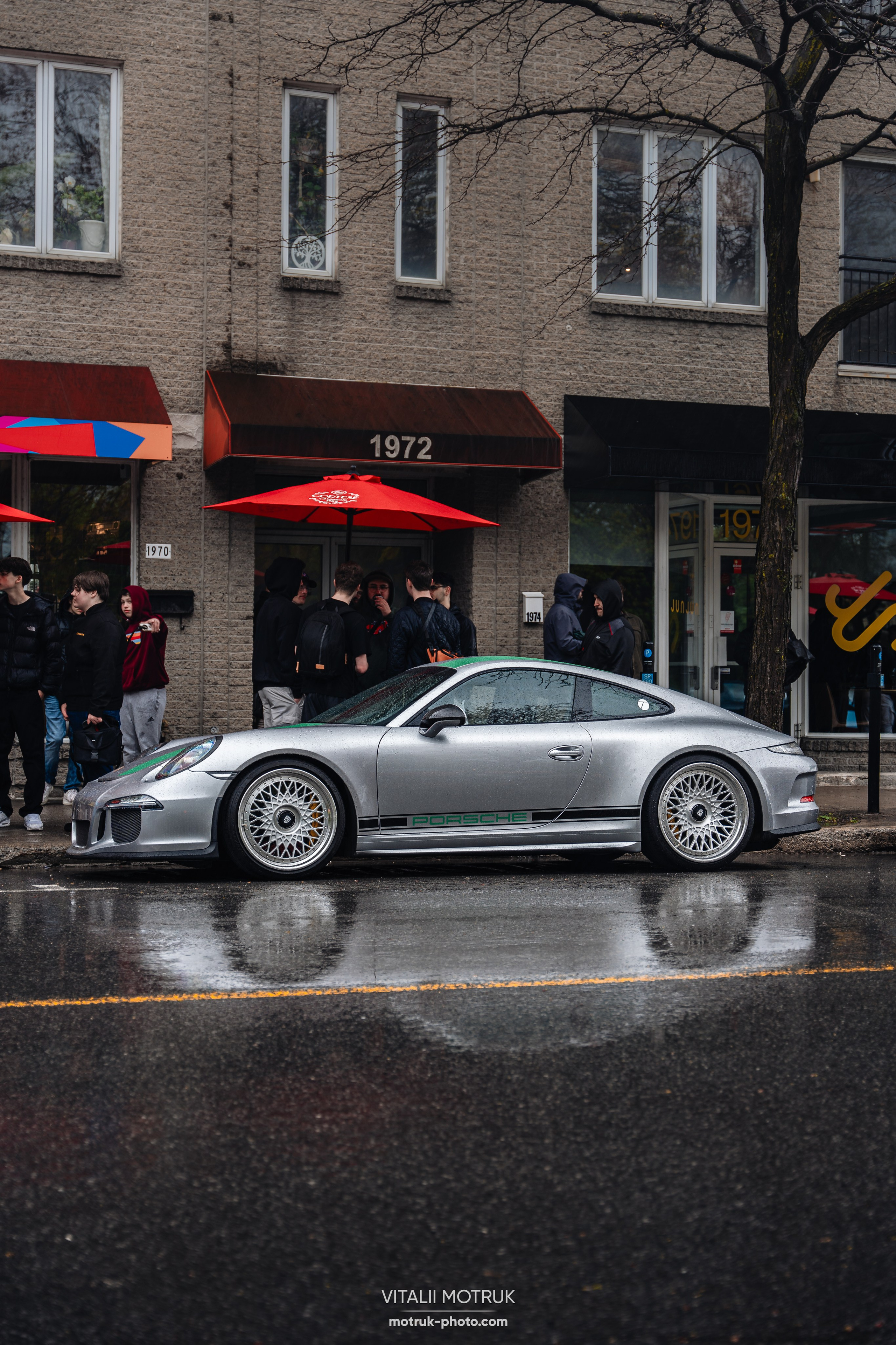 Cars and Coffee CafeGotSoul. Photographe de voitures à Paris — Vitalii Motruk