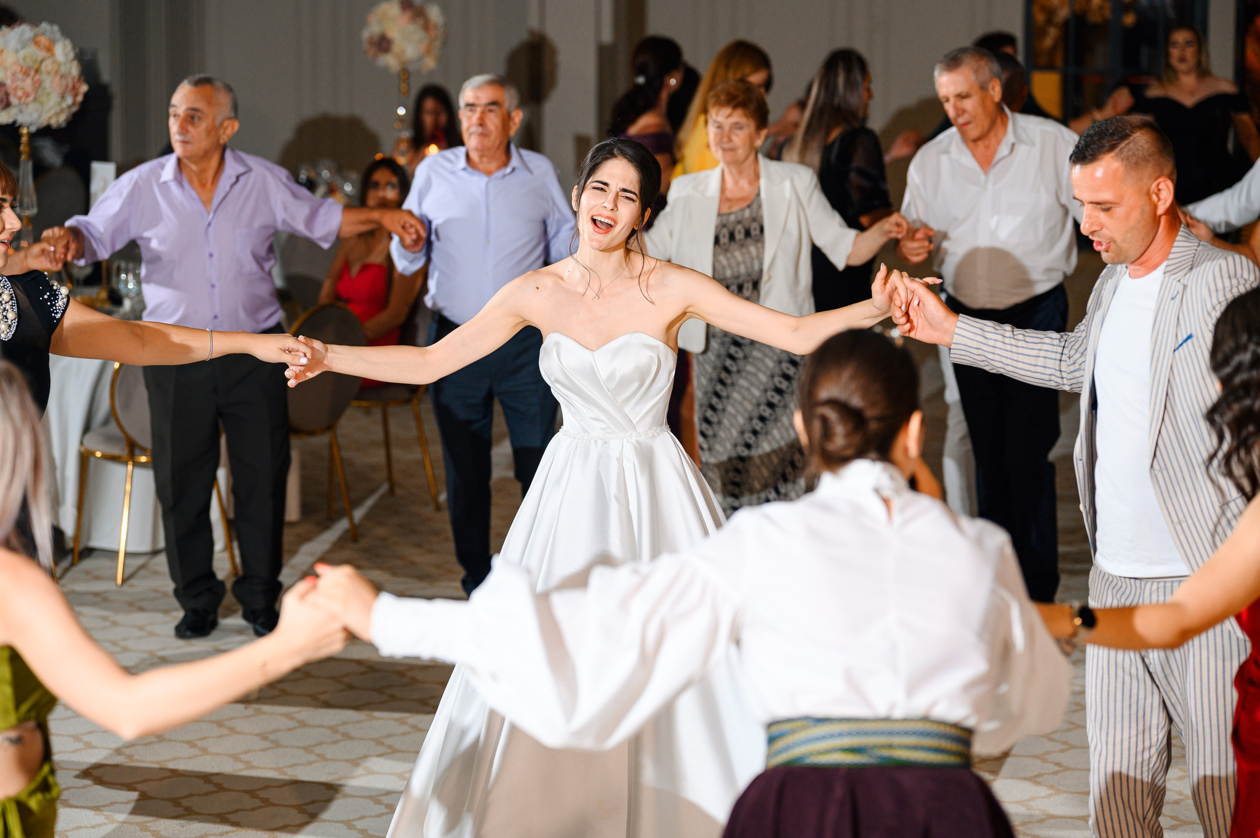 Madalina & Ovidiu. Mugurel Olteanu Fotograf