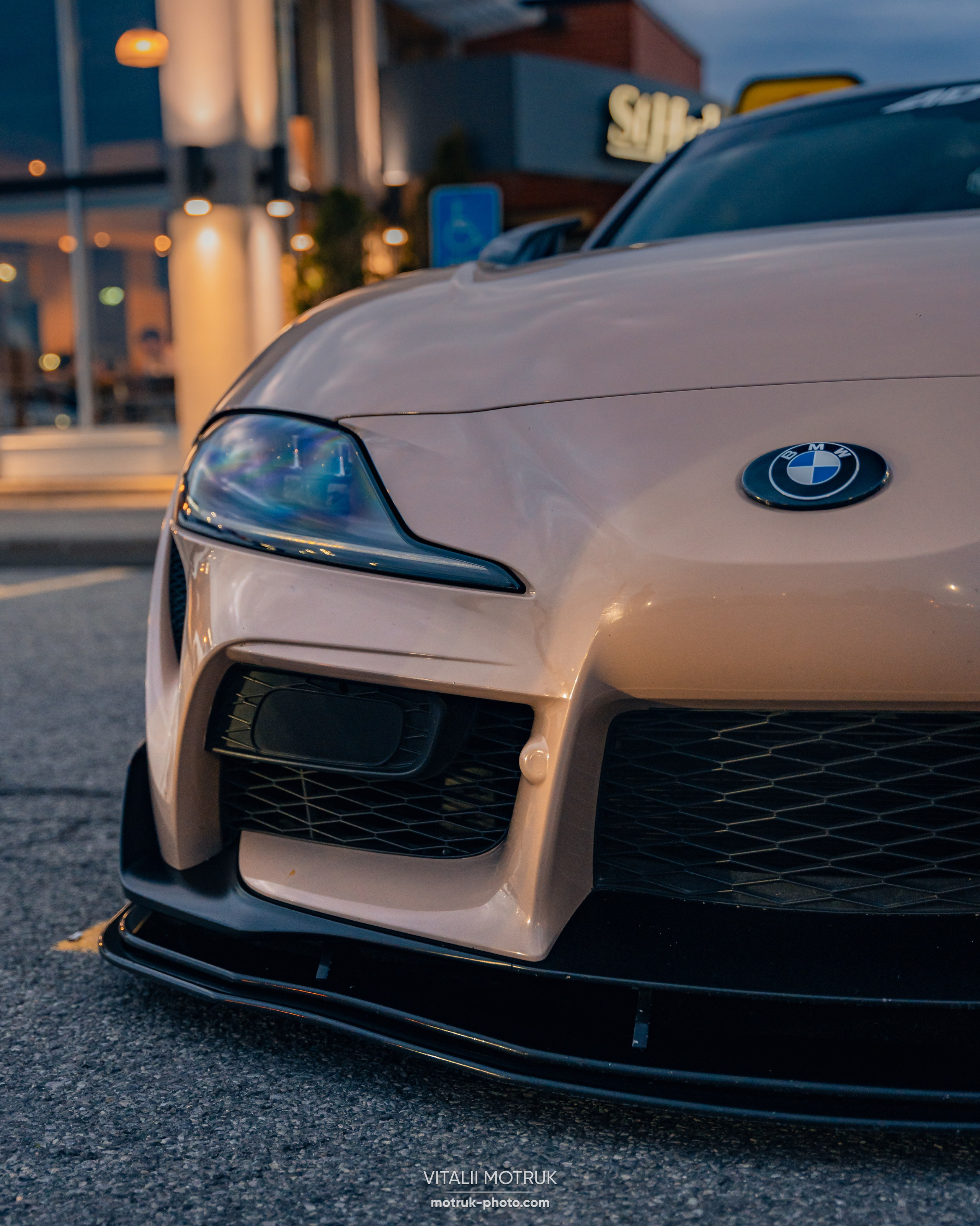 Car meet: 514 bimmers. Photographe de voitures à Paris — Vitalii Motruk