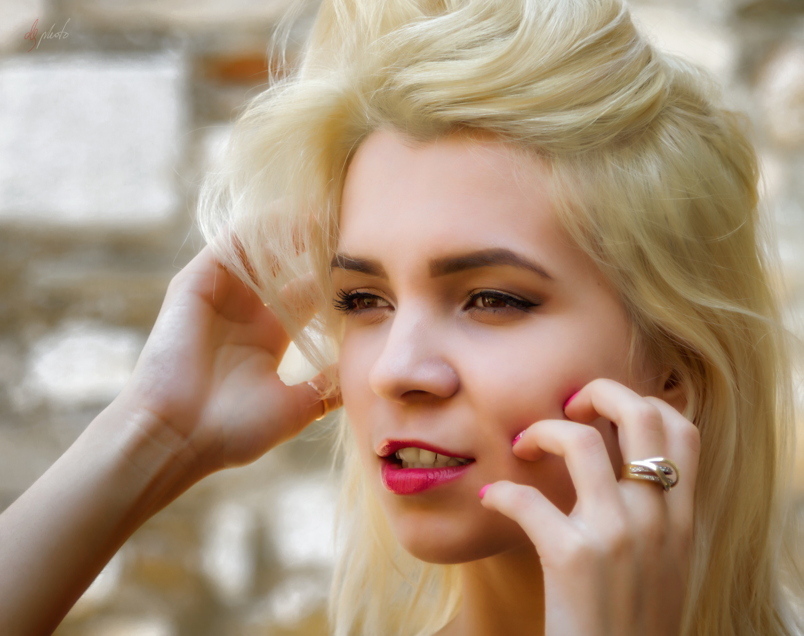 Портретное фото в Афинах. Женский портрет, Афины. Художественное фото, Афины.