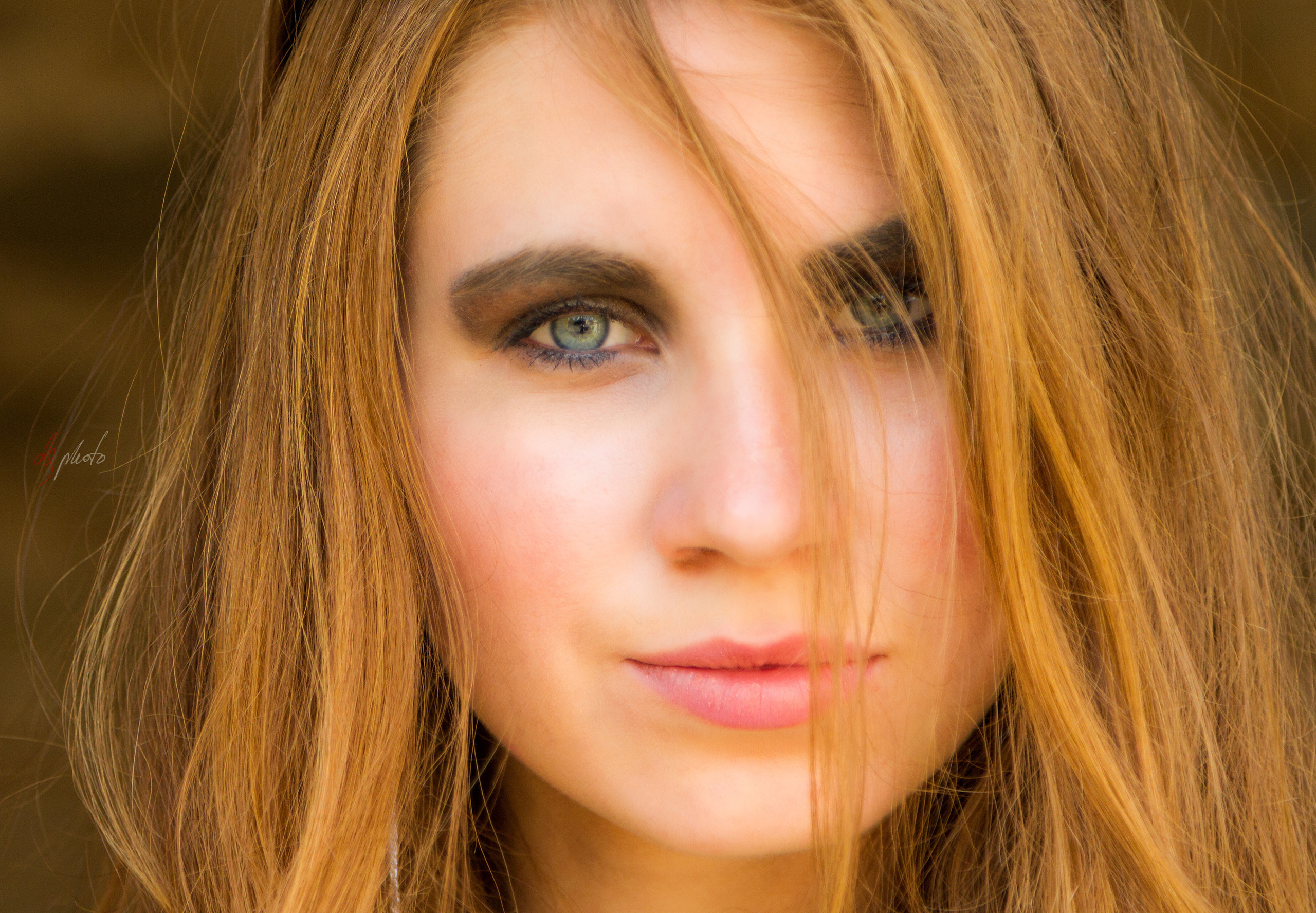 Портретное фото в Афинах. Женский портрет, Афины. Художественное фото, Афины.