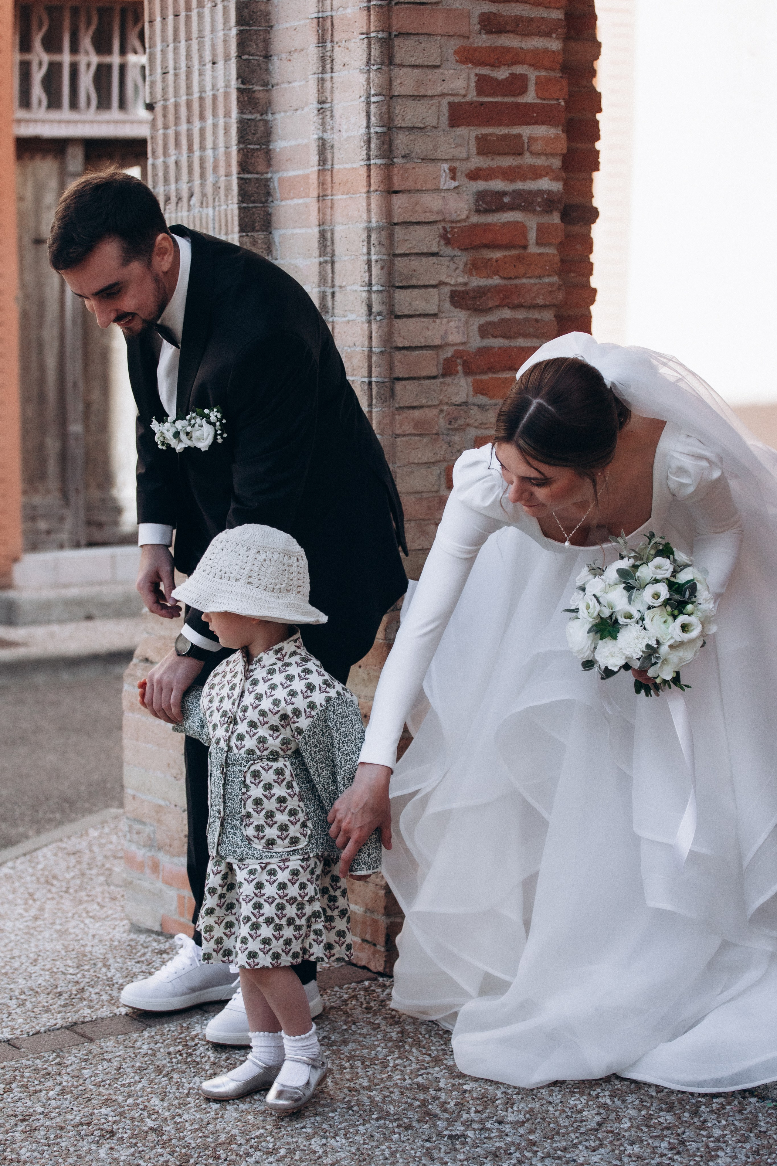 Wedding session in Domaine du T. Eugenie Smirnova — wedding, corporate and lifestyle photographer in Toulouse and Southwest France