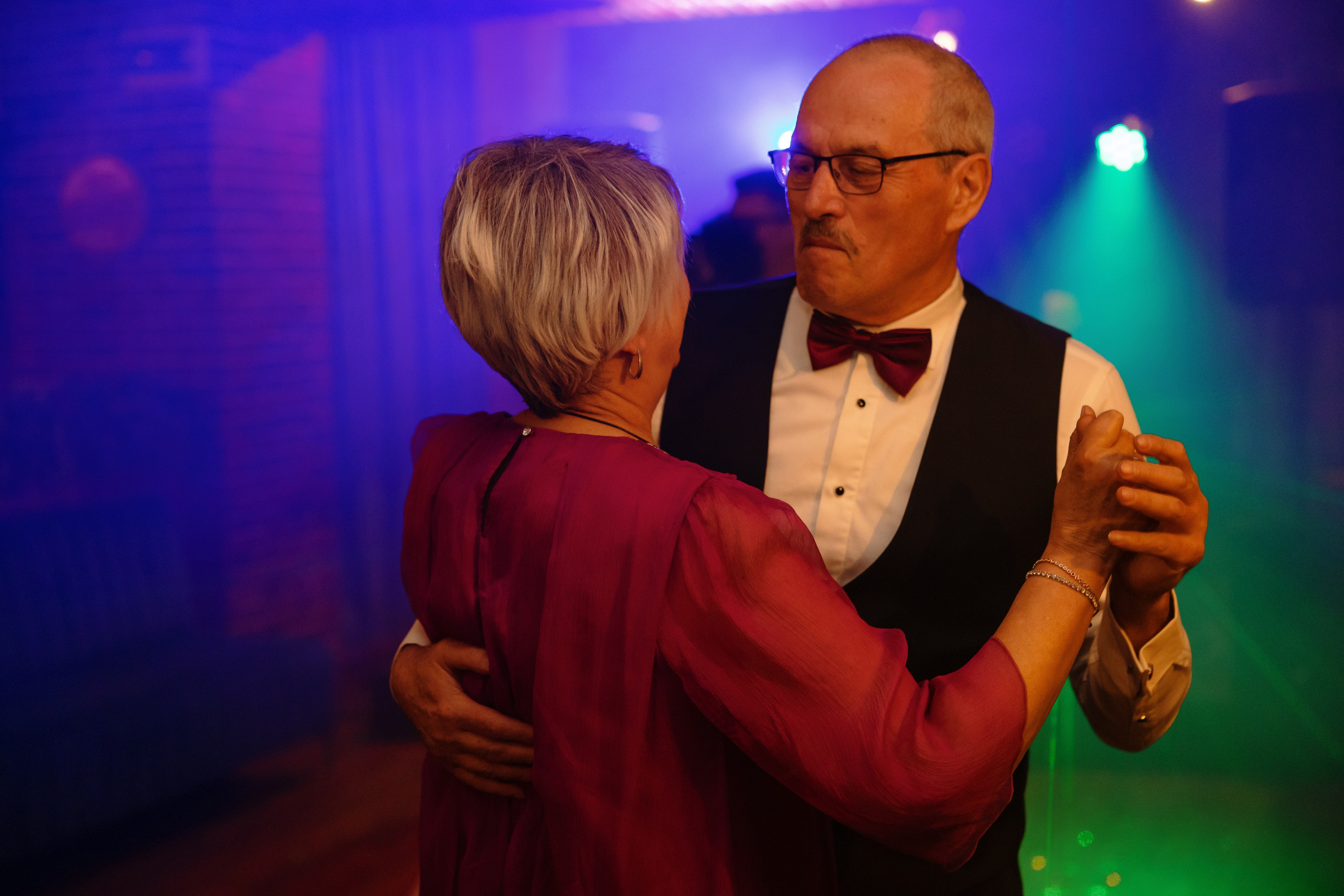 Nuntă de vis la Vanity: Ioana și Bogdan își jură iubire veșnică. MDimaFotoStudio. Fotograf de nuntă, evenimente private și de familie