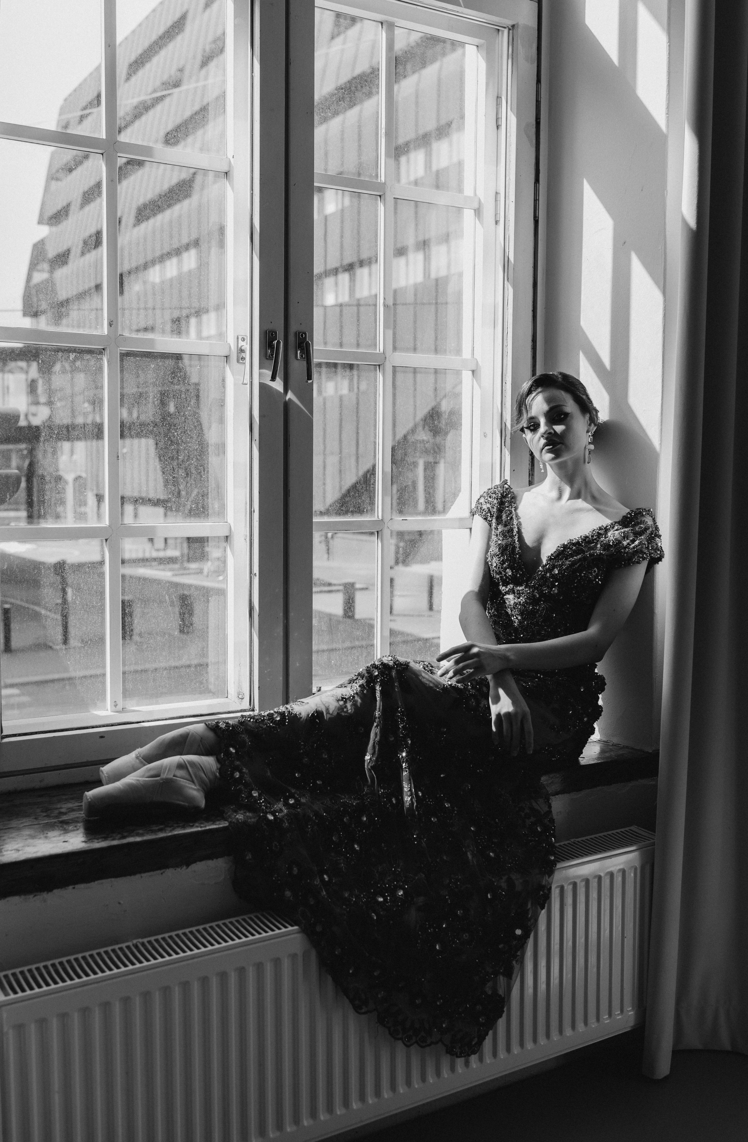 Riikka Couture, Riikka Ikäheimo, Violetta Keller, Portrait, Dancer. Wedding and portrait photographer in Helsinki Vickan O