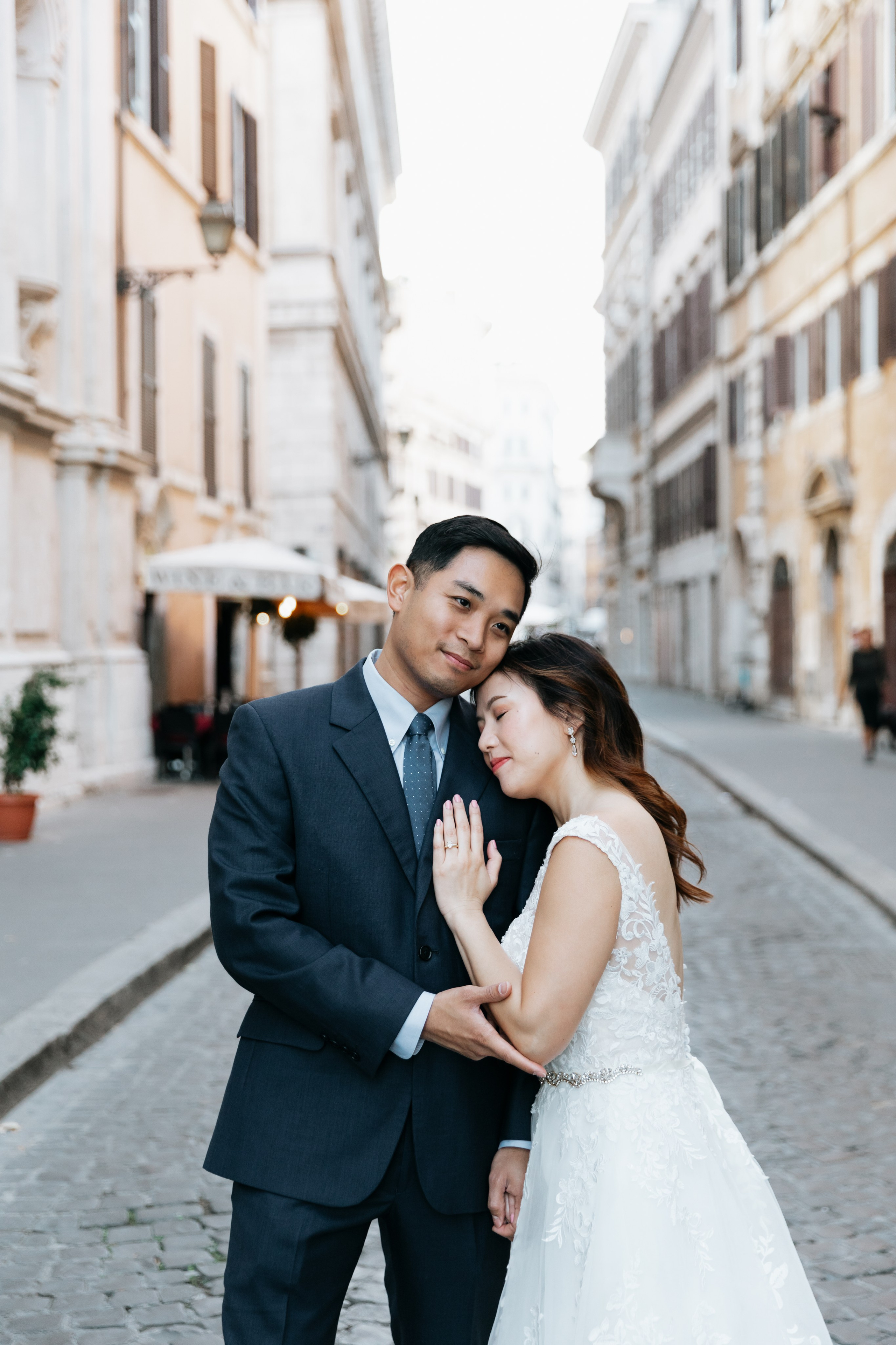 Elopement photoshoot in Rome. Photographer in Rome