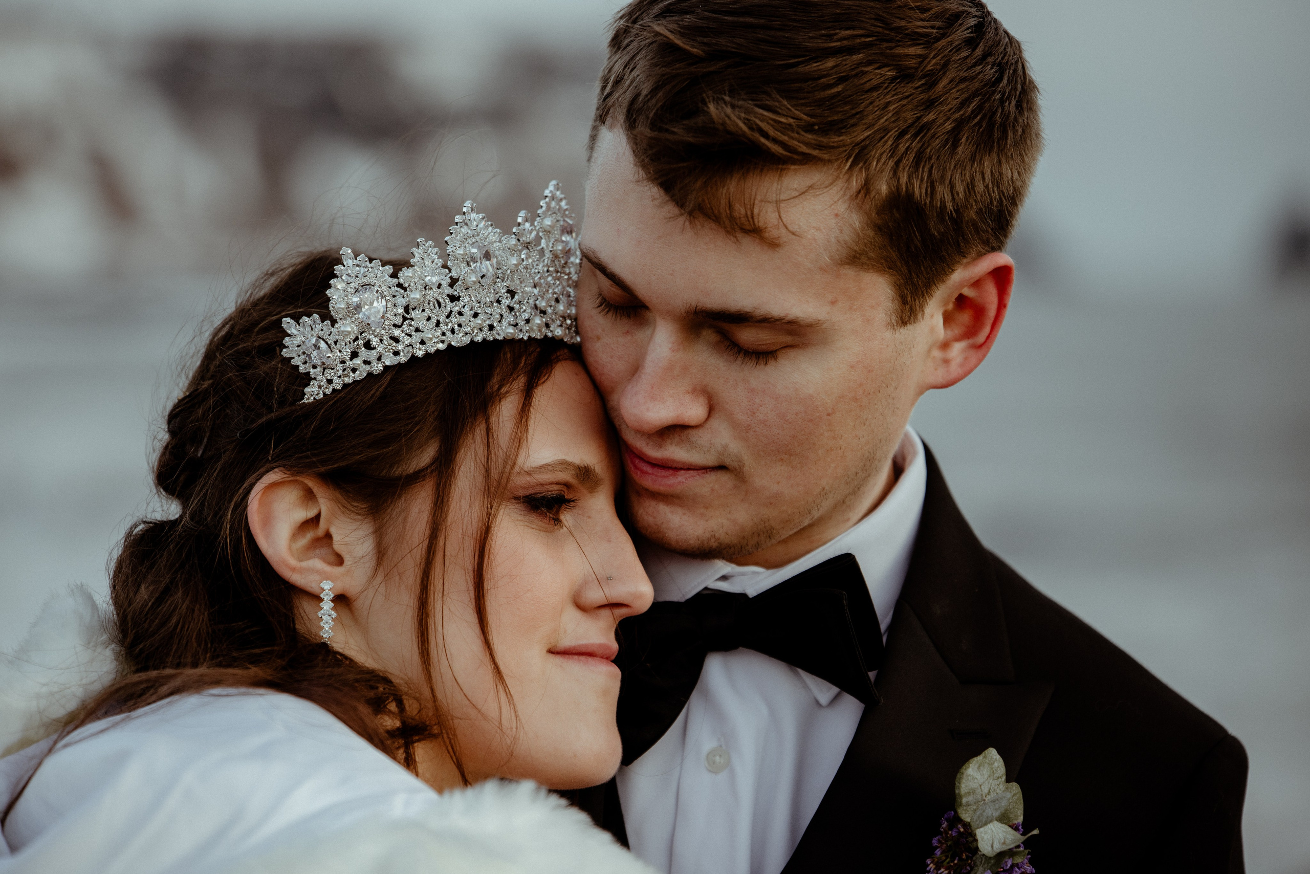 Snowy Elopement in Iceland. Iceland elopement photo and video | Nikolaichik Photo