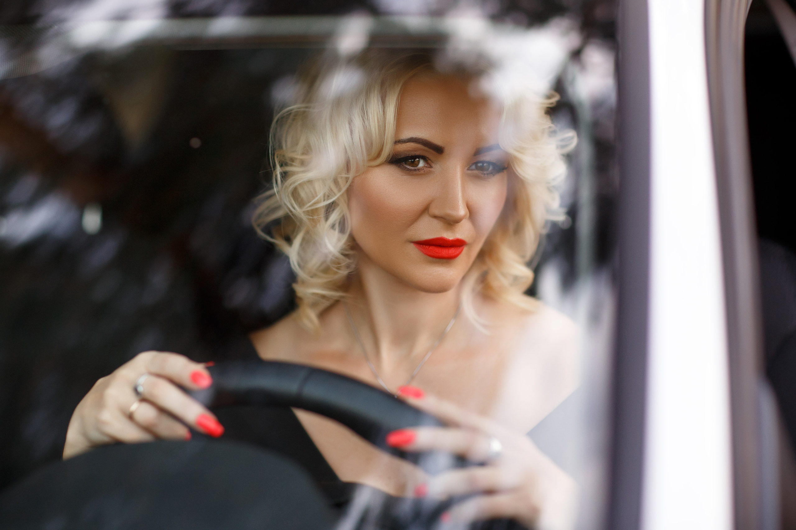 Portraits. Wedding & family photographer in Dorset, England. Nataliia Honcharenko