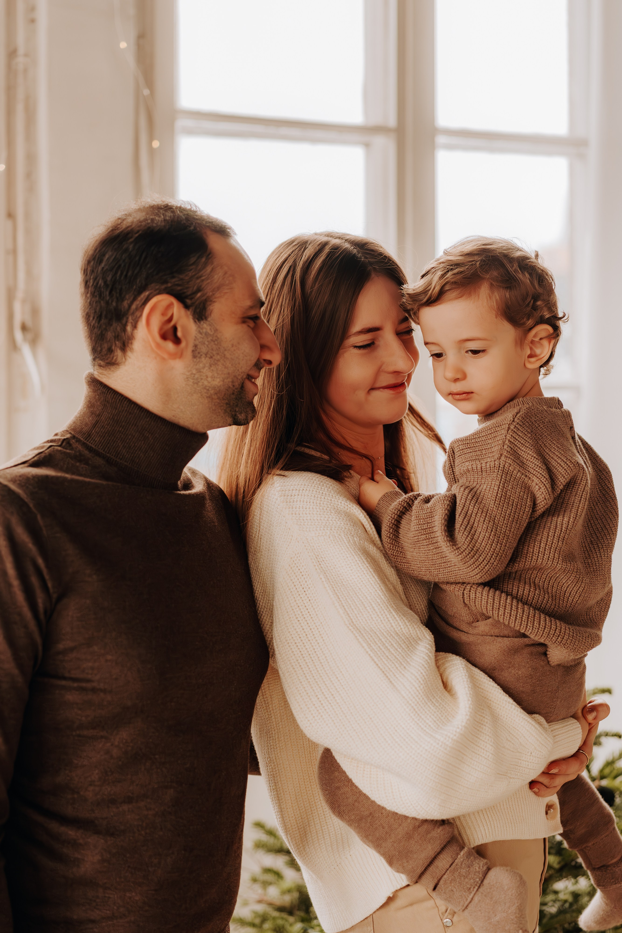 Minimalistyczne sesje świąteczne. Fotograf ślubny & lifestyle Gdańsk, Karolina Baczewska