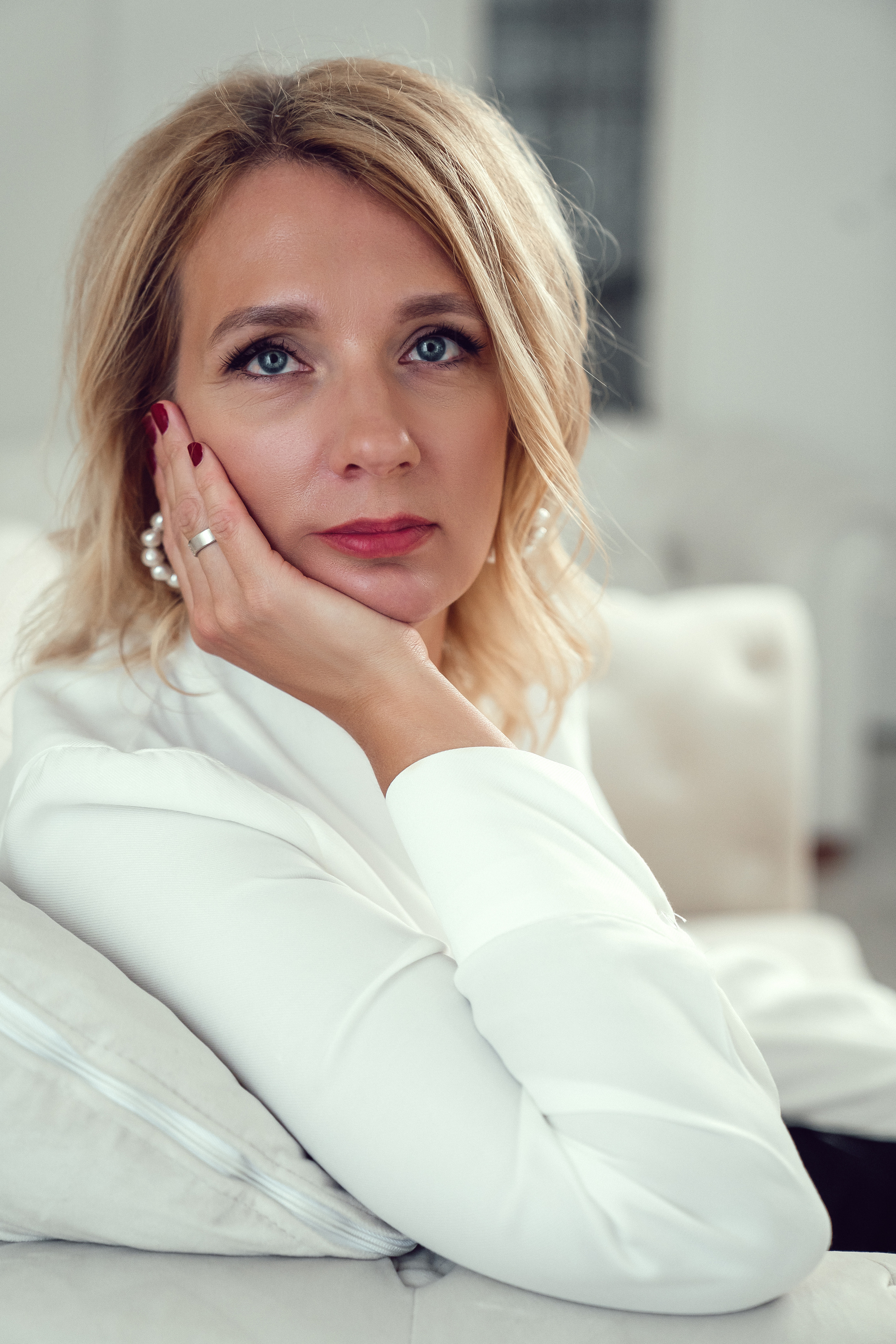 Frauen Porträt. Hallo, ich bin Nadya - Fotografin aus Linz, Oberösterreich