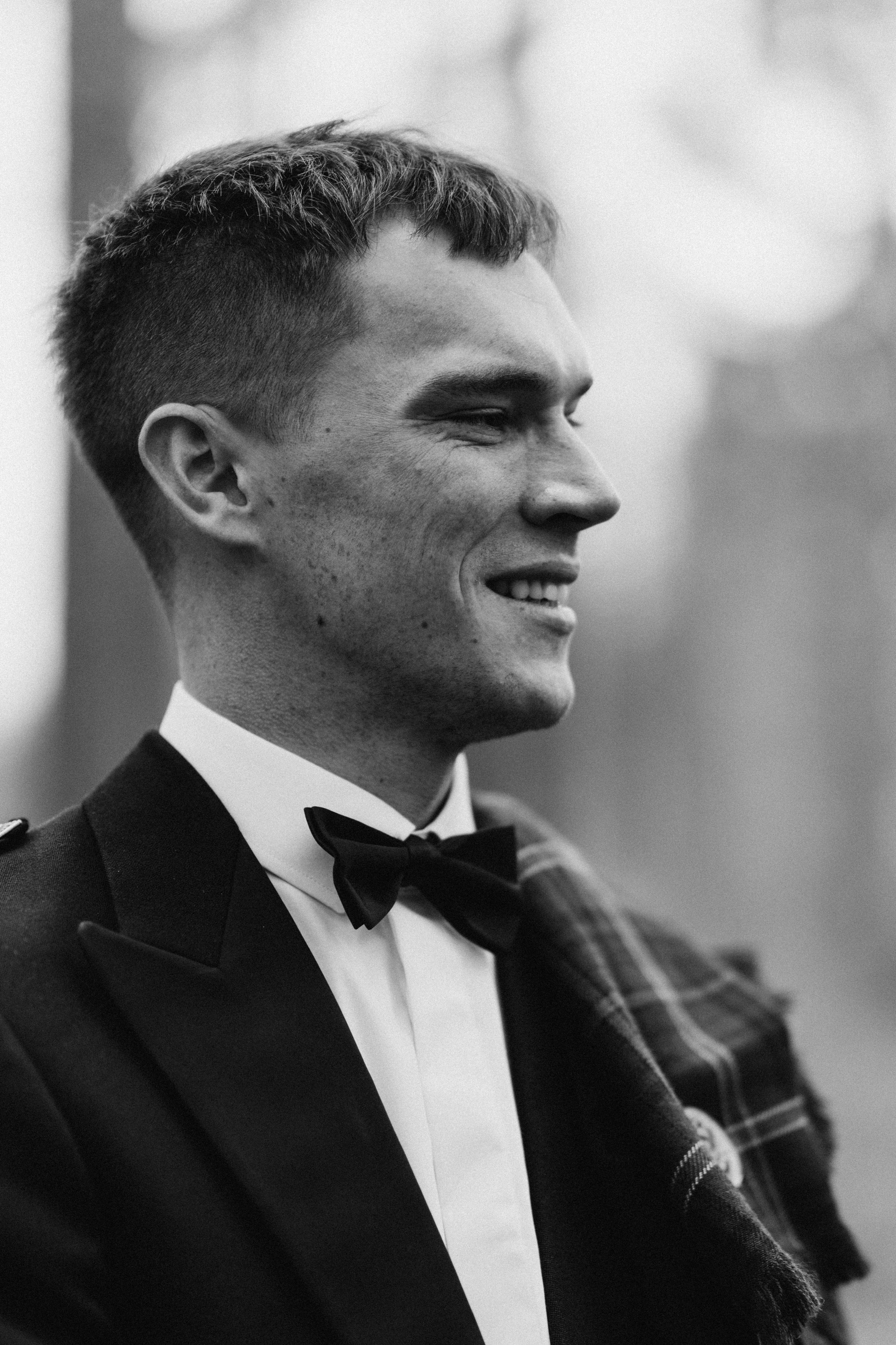 Venla & Kerr. Wedding and portrait photographer in Helsinki Vickan O