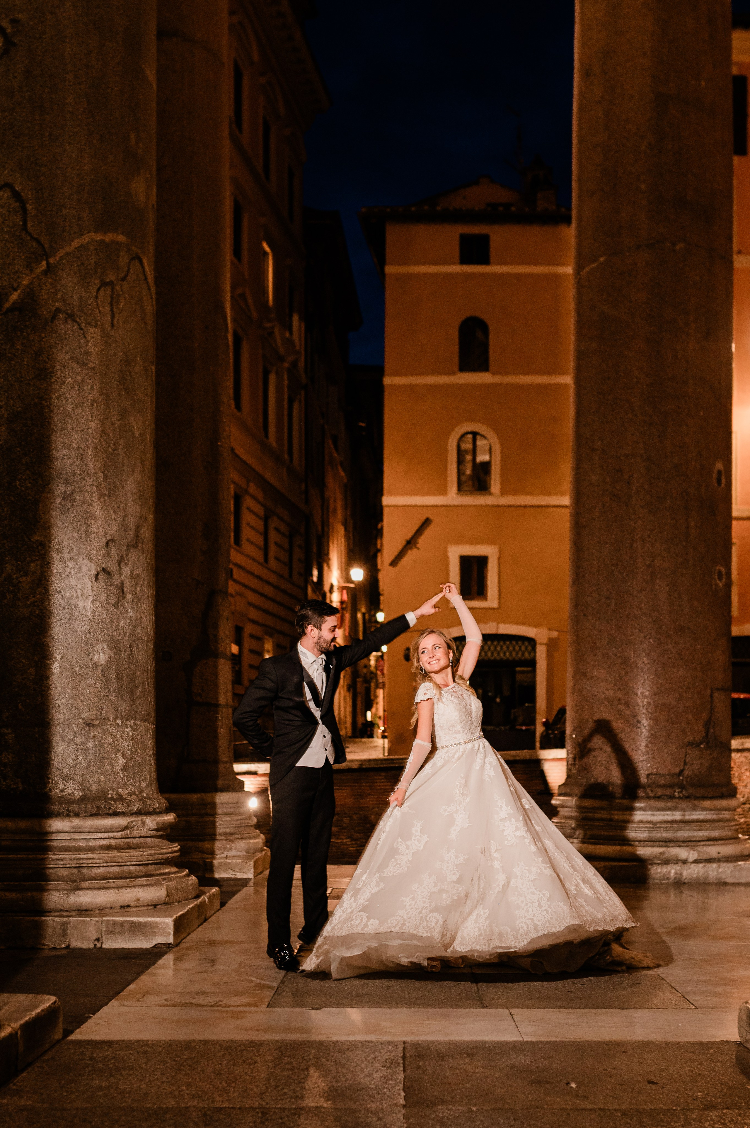 Servizio Post Matrimoniale Notturno a Roma. Fotografo Matrimonio a Roma | Servizio Fotografico Matrimonio