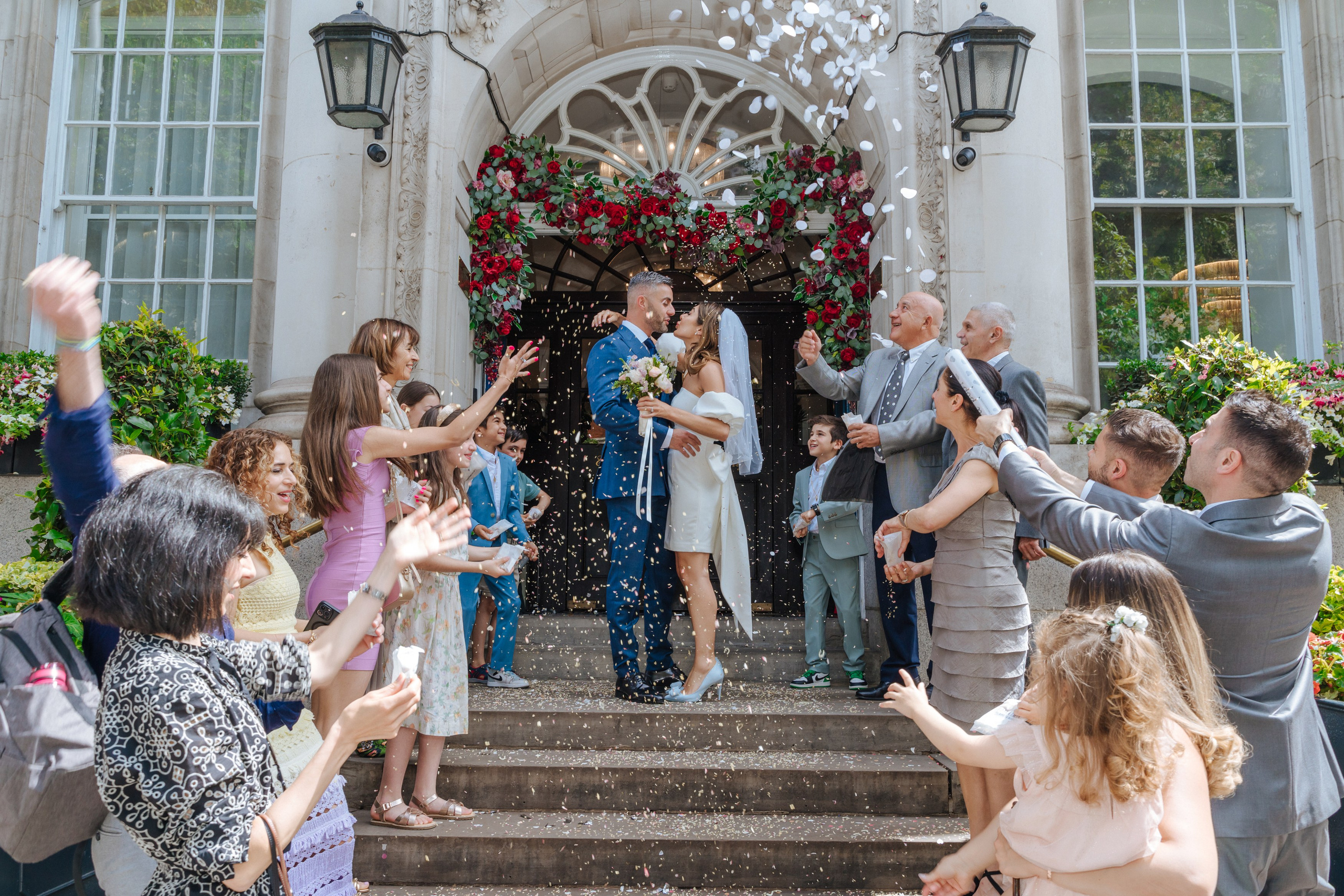 Civil ceremony at Chelsea Old Town Hall,  Wedding in Chelsea, Wedding in London,  wedding photographer in Chelsea, wedding photographer in London