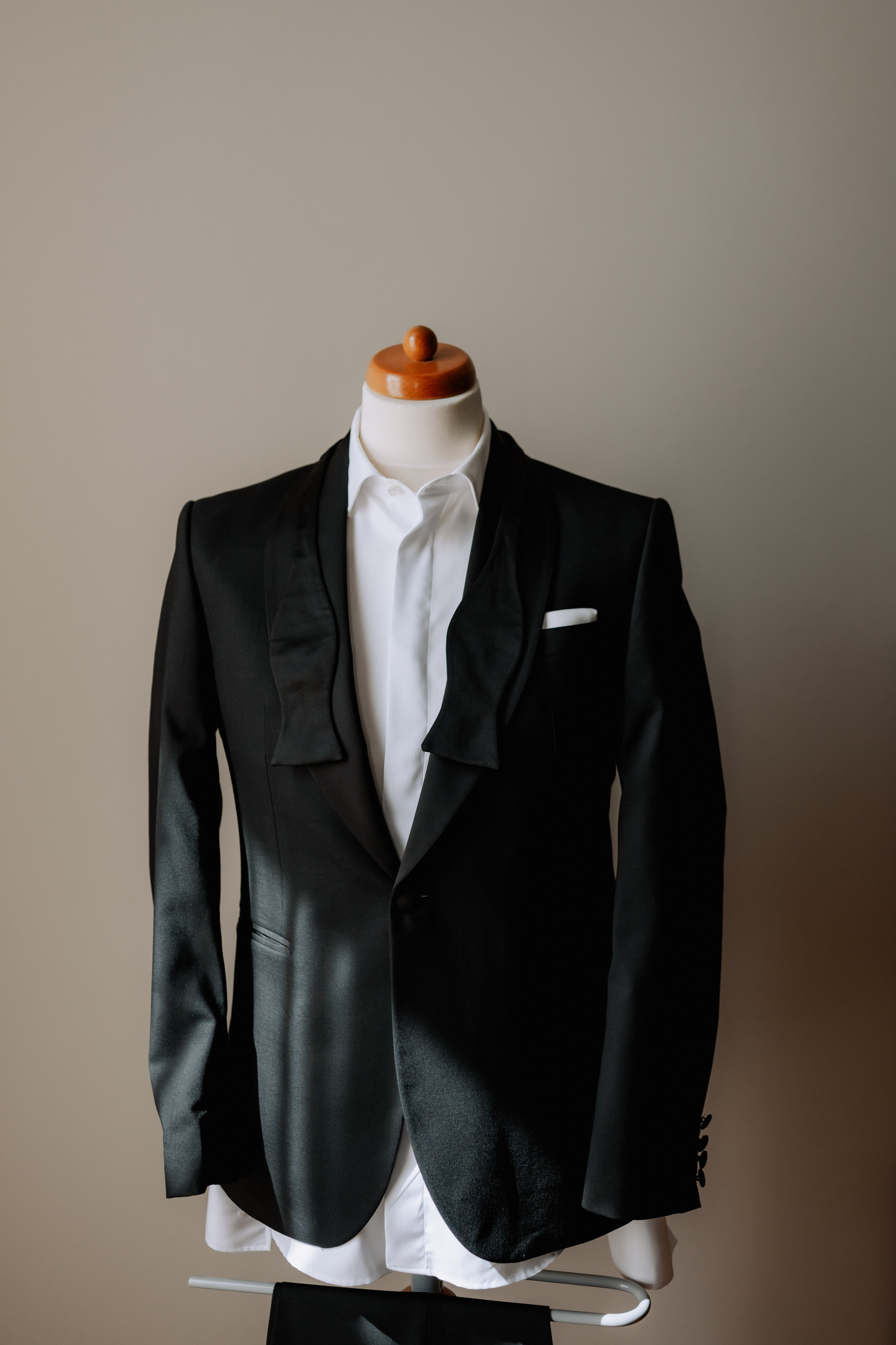 Cununie civila in aer liber , artificii de zi colorate , decor nunta , nunta la Hotel Traian. Proud Vision Weddings | Wedding Photography & Film — Servicii profesionale Foto Video Nunta Iasi