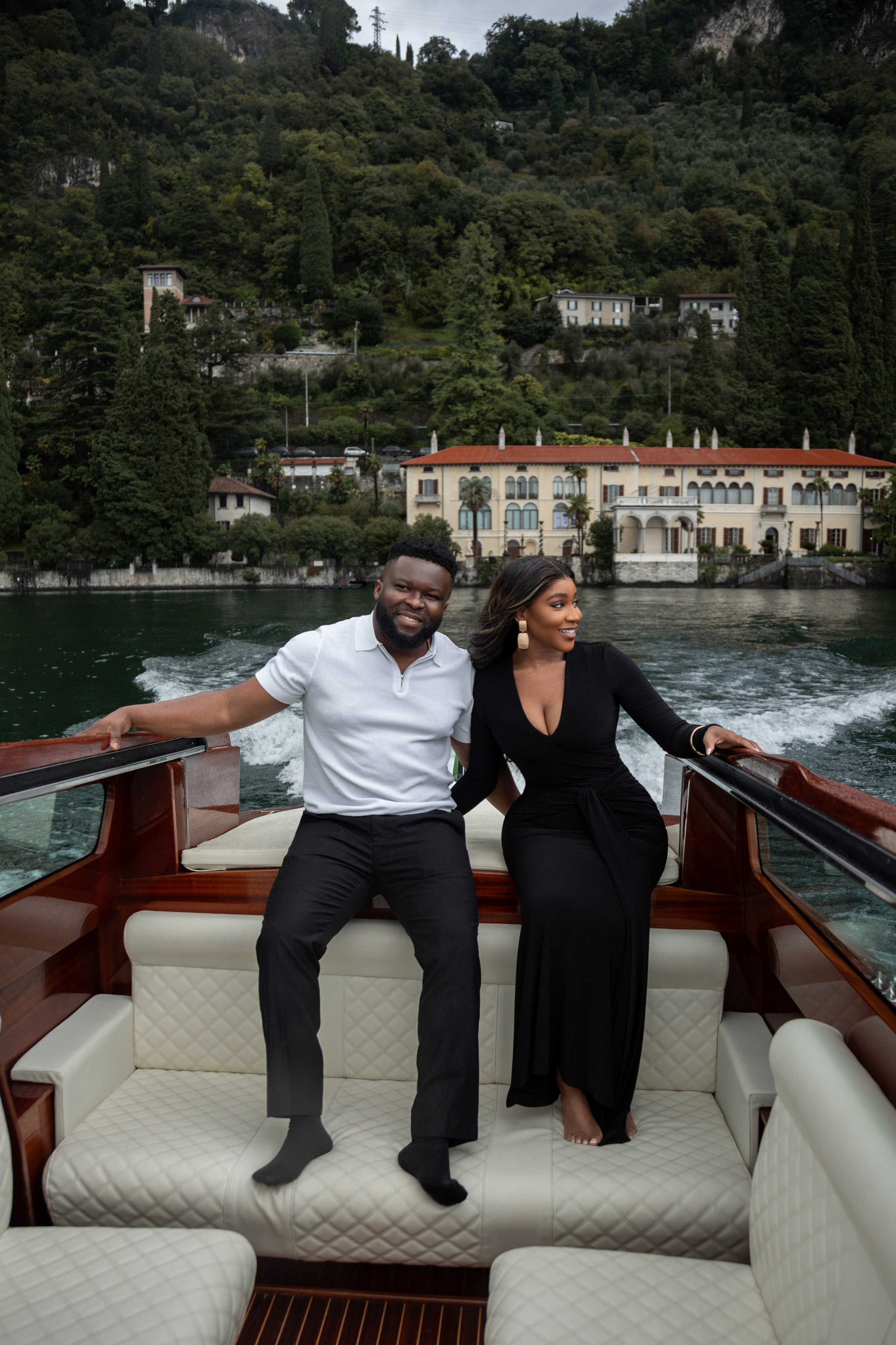 Varenna boat tour. Photographer in Milan |Mila Pro Photo