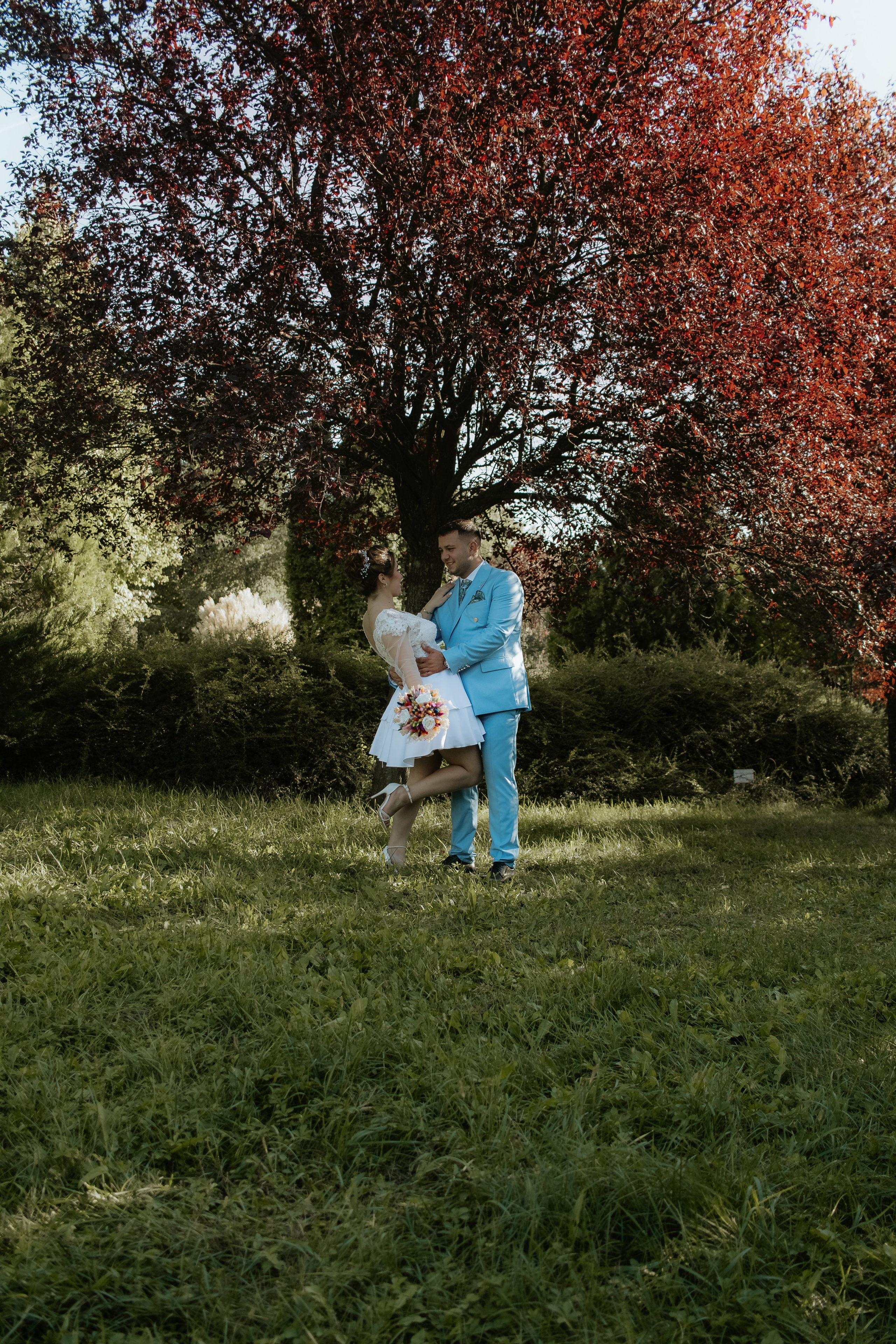 Ramona & Sebi. Fotograf si videograf — evenimente si studio